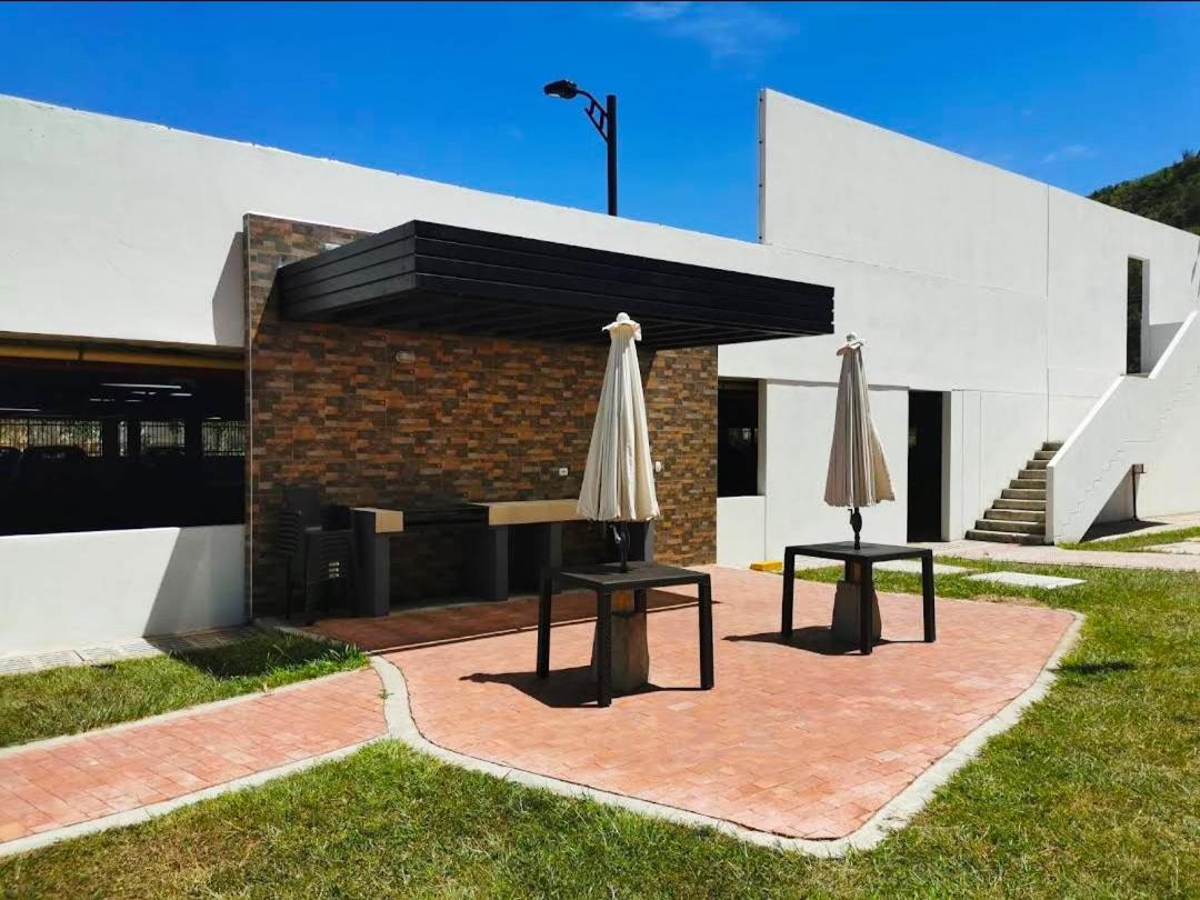 Apartamento Fresco Conjunto Ideal para Familias 3 Habitaciones Piscina Parqueadero
