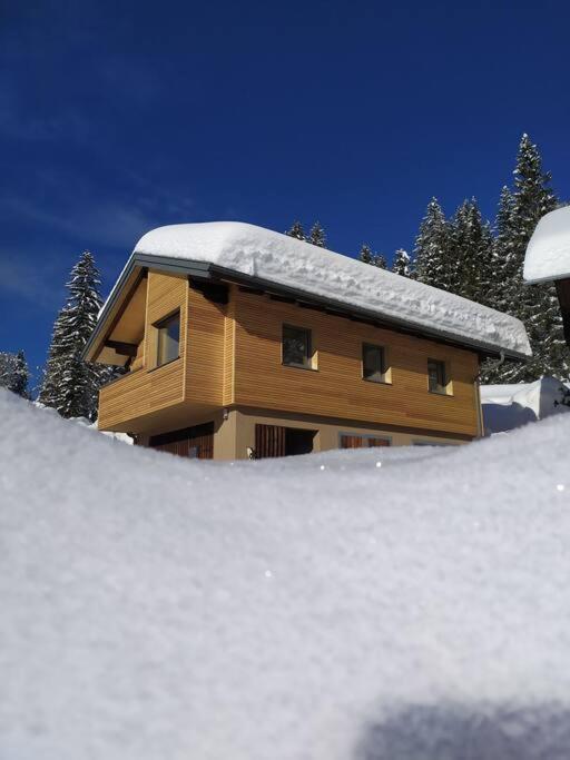 Das Fenster zum See-Weissensee