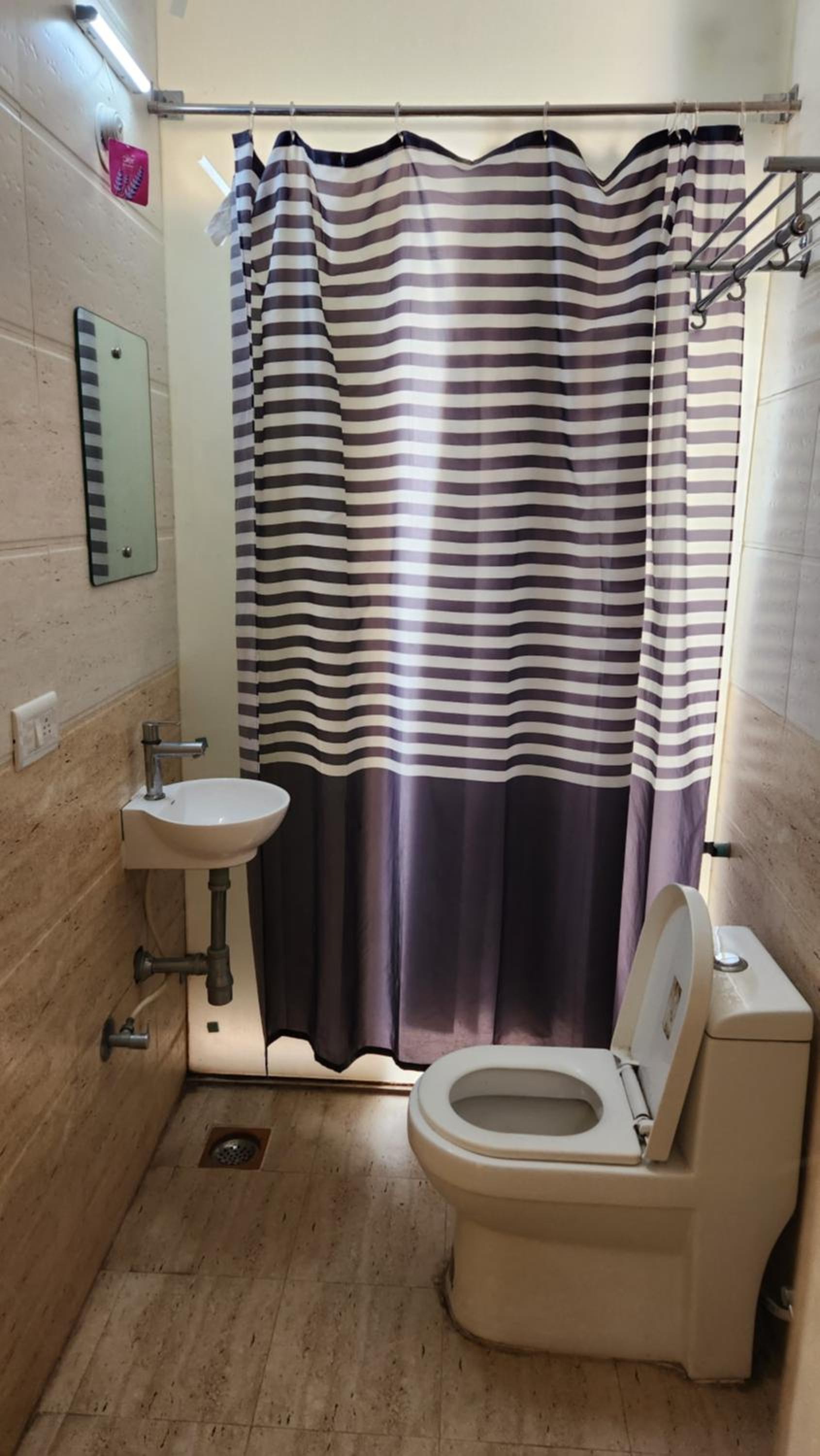 Luxury 2BHK Apartment near Calangute Baga beach with Pool