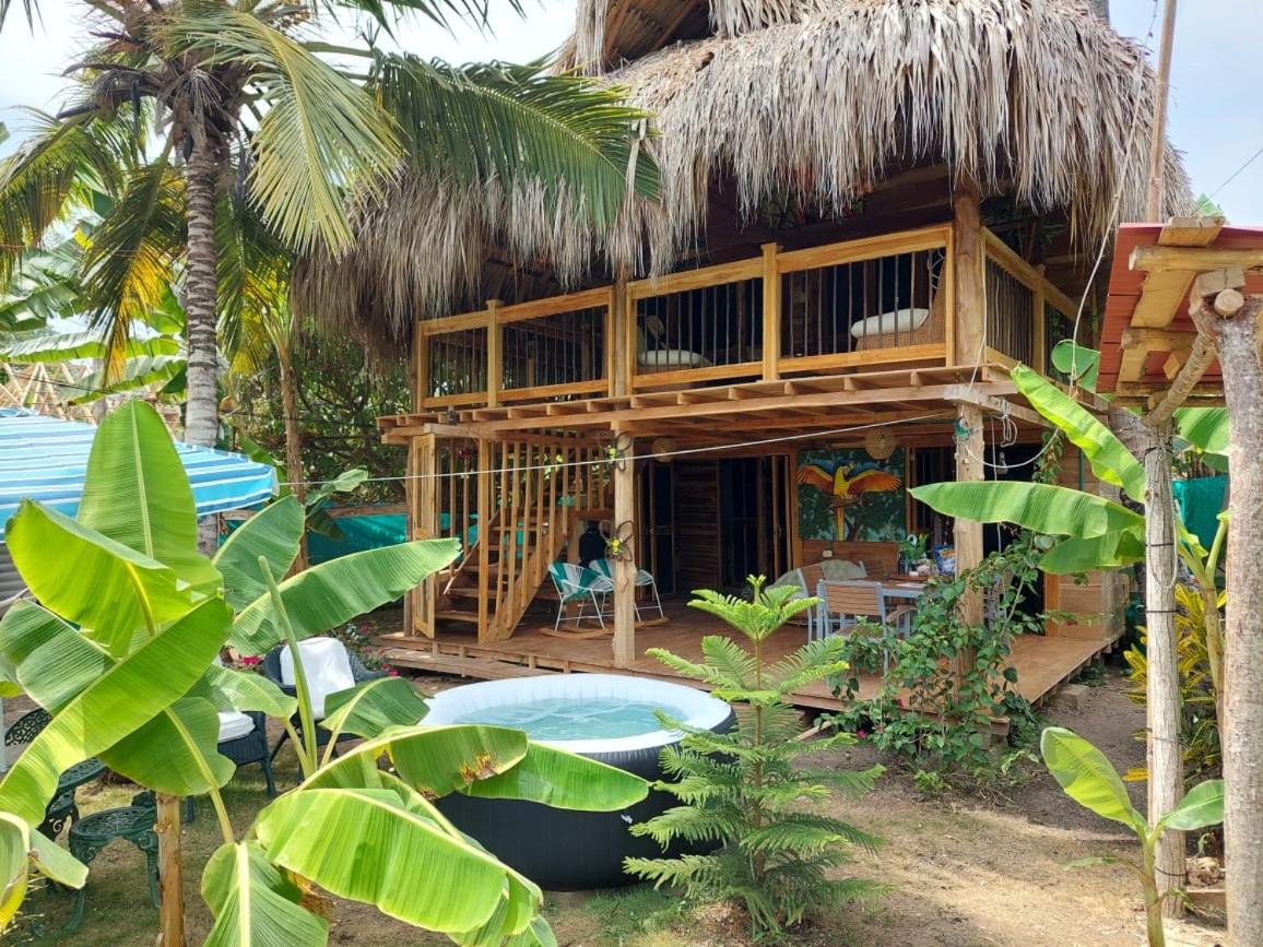 Hotel Cabañas roble verde