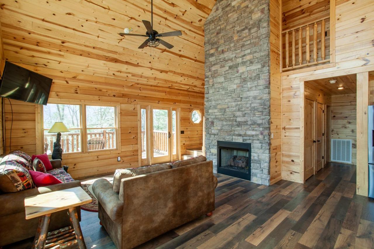Mystic Mountain Cabin View Grill Fire Pit view 3