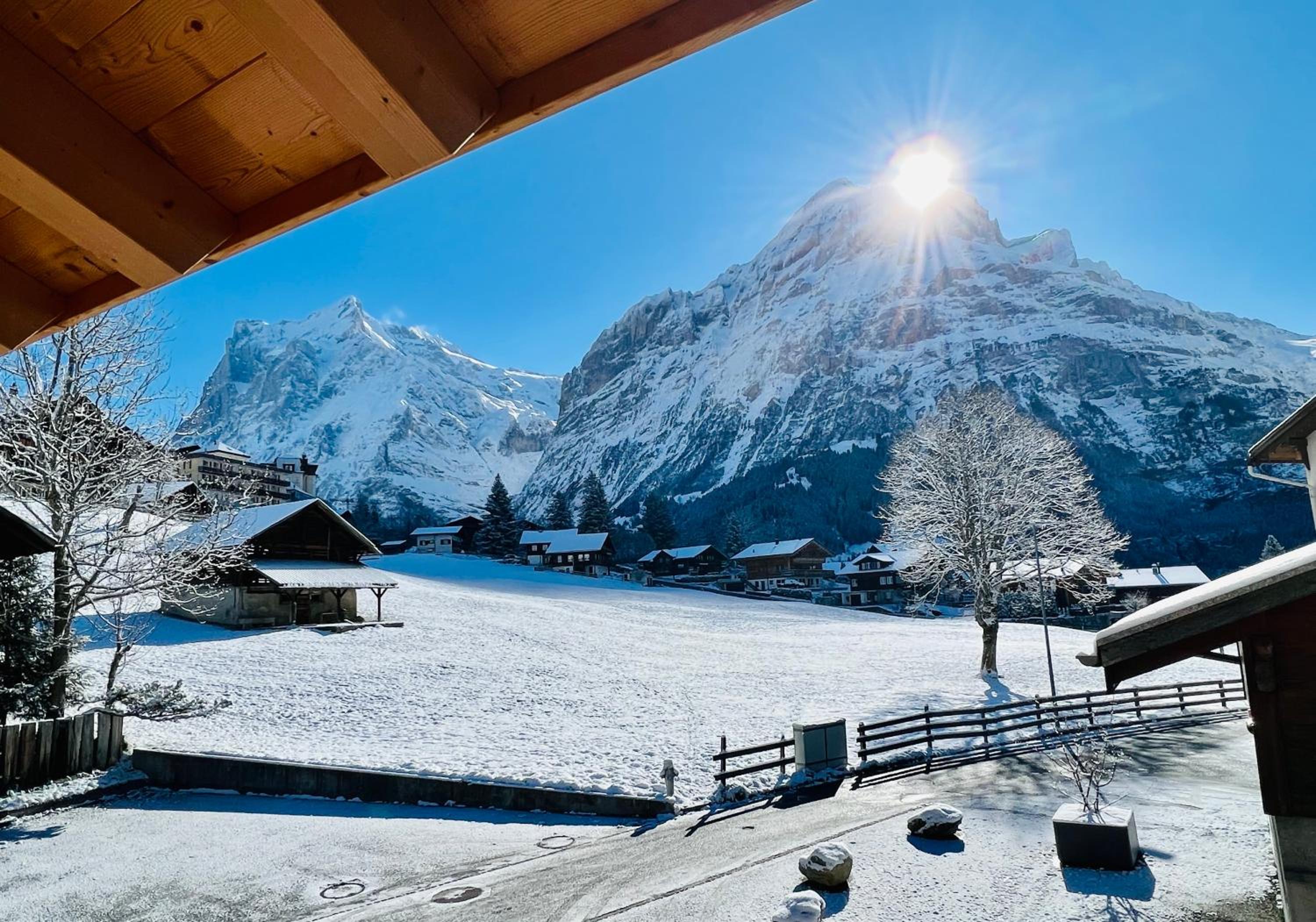 Chalet CARVE - Apartments EIGER, MOENCH and JUNGFRAU