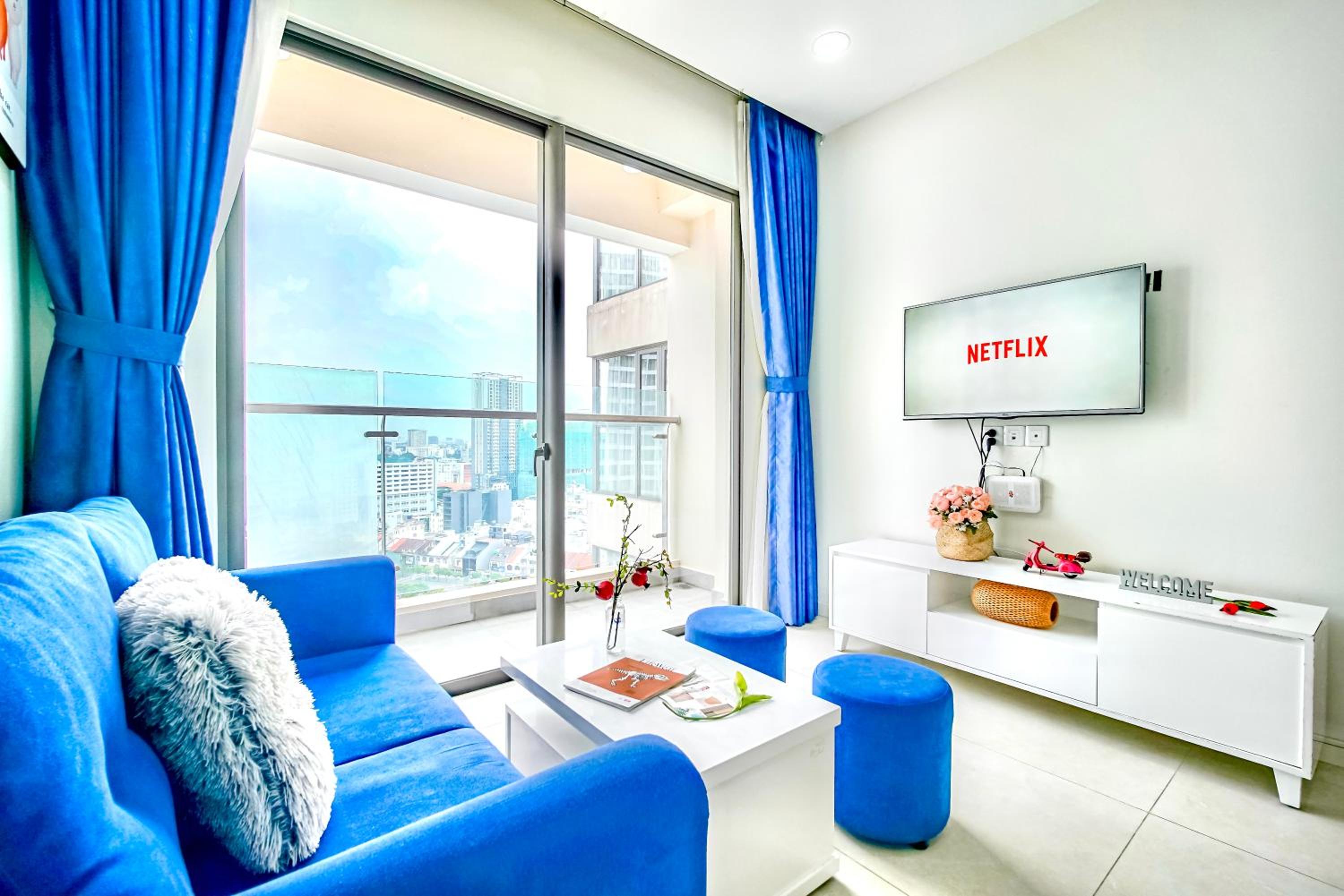 MONday Premium Aparts - HighClass Building and Central Spot