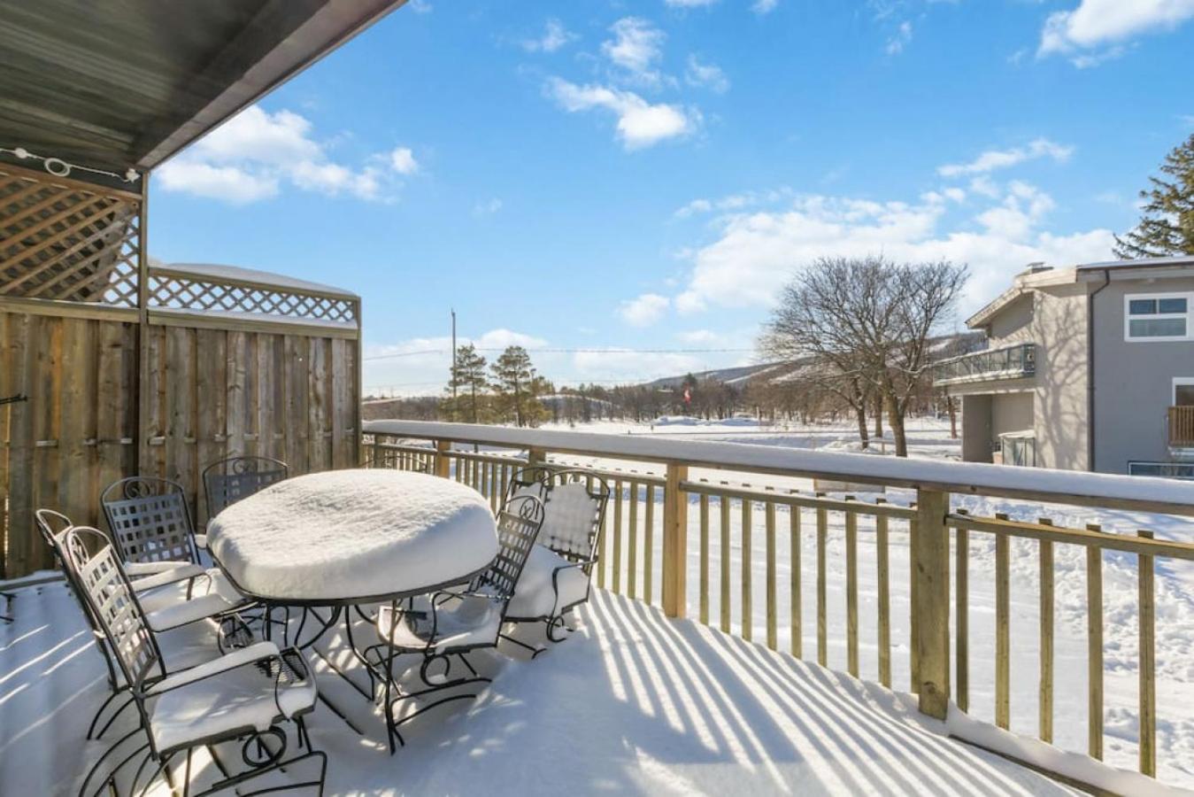 Semi Detached Mountain View Chalet