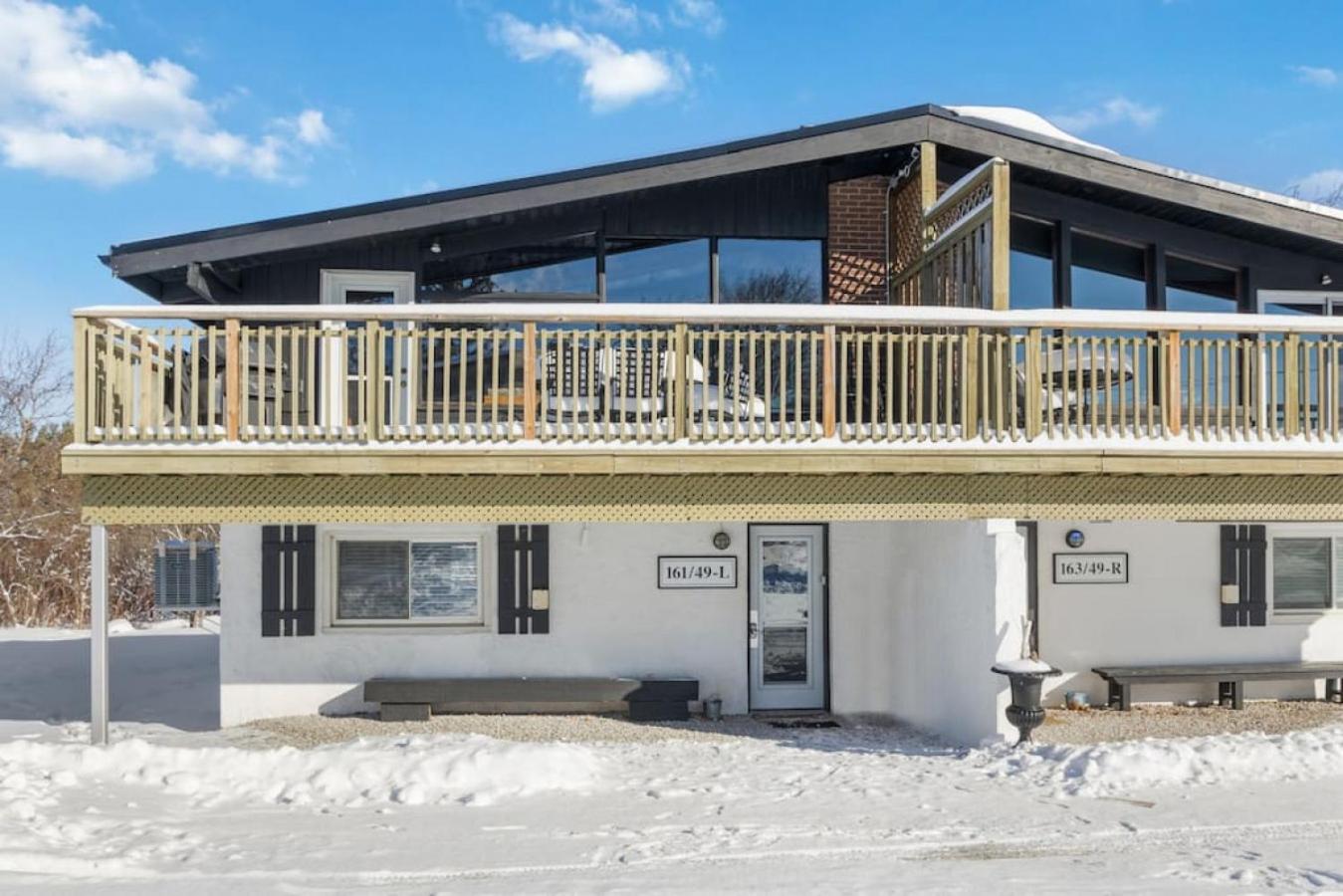 Semi Detached Mountain View Chalet