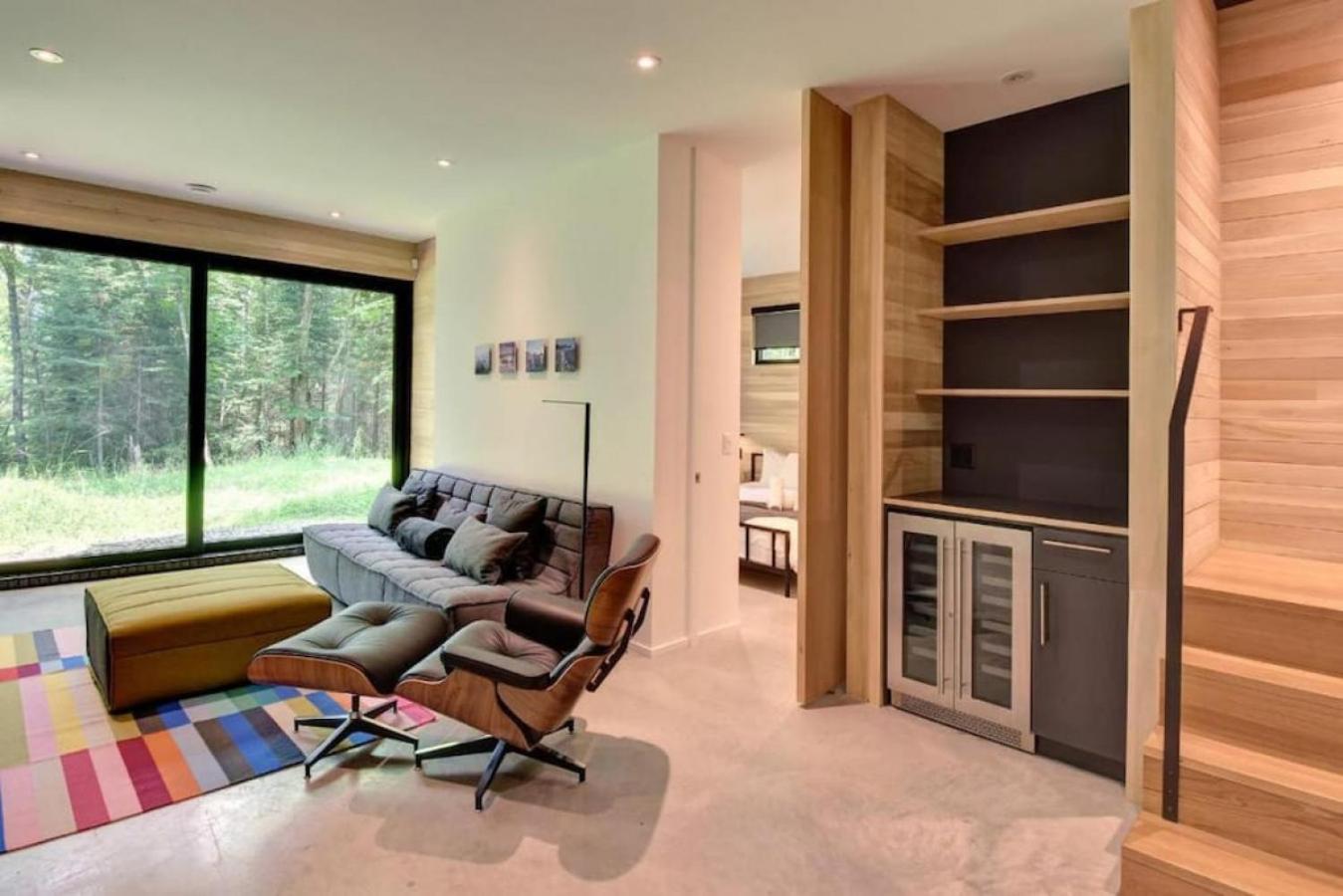 1 Impasse du Cardinal - Lac Superior Chalet w Spa Sauna & Games Room