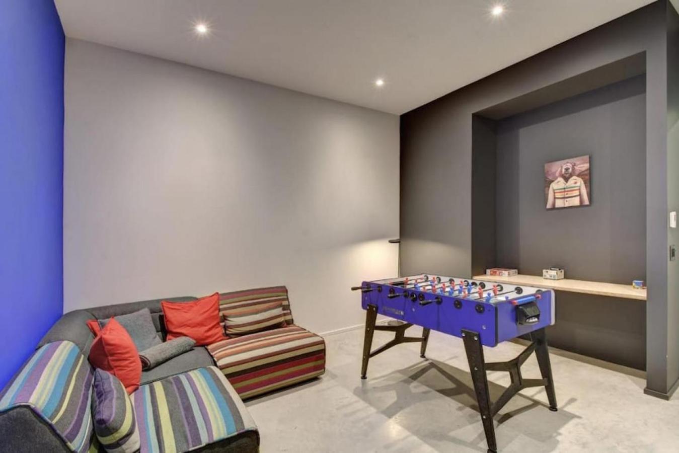 1 Impasse du Cardinal - Lac Superior Chalet w Spa Sauna & Games Room