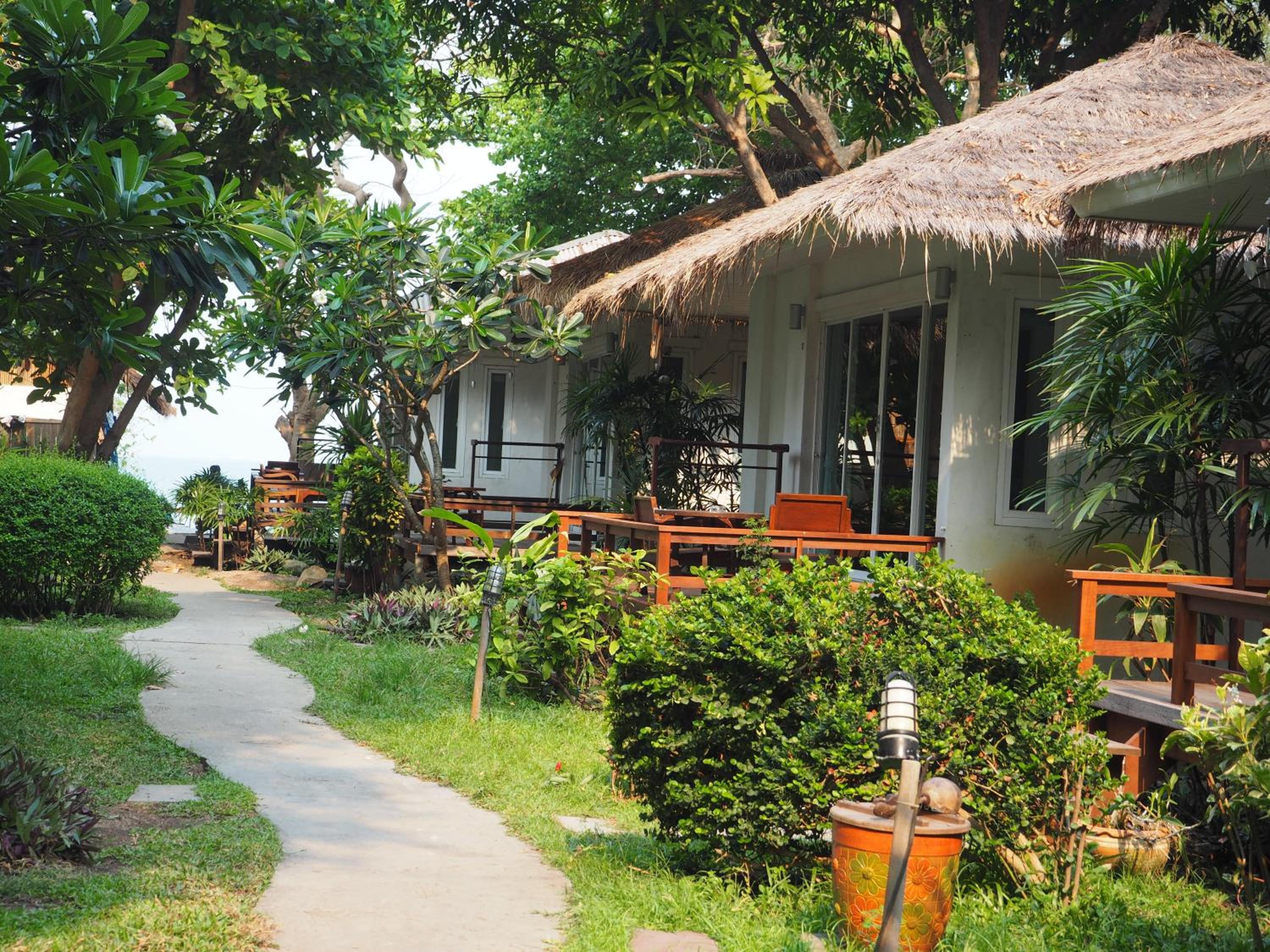 Larissa Samed resort