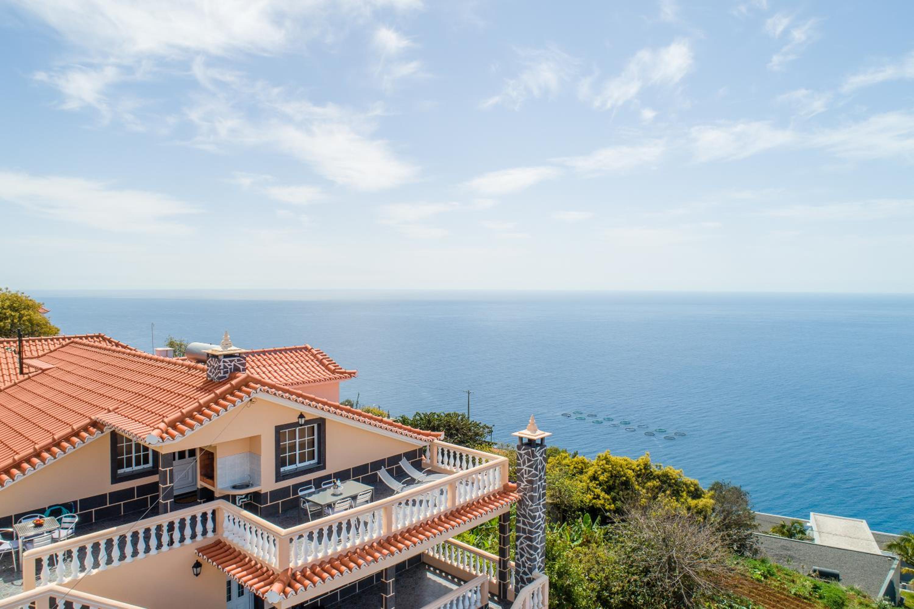 CASA POR DO SOL view 3
