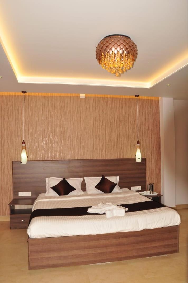 Vanam Holidays