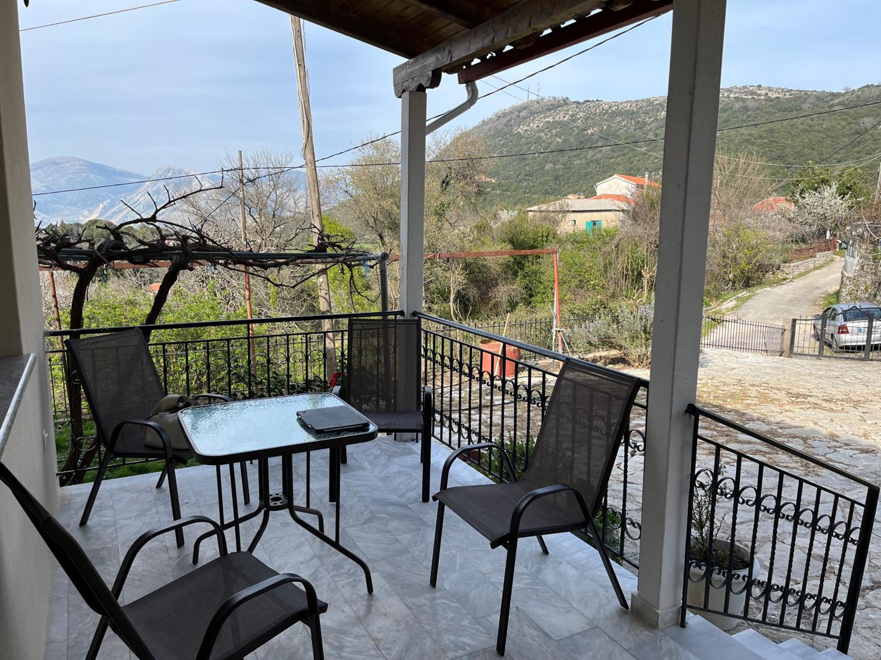Villa Lazaros