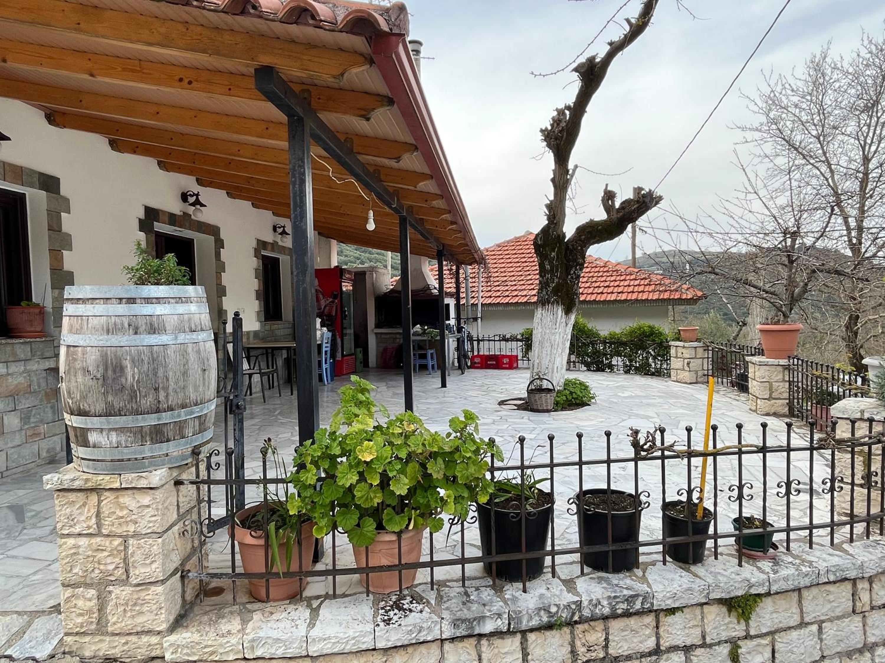 Villa Lazaros