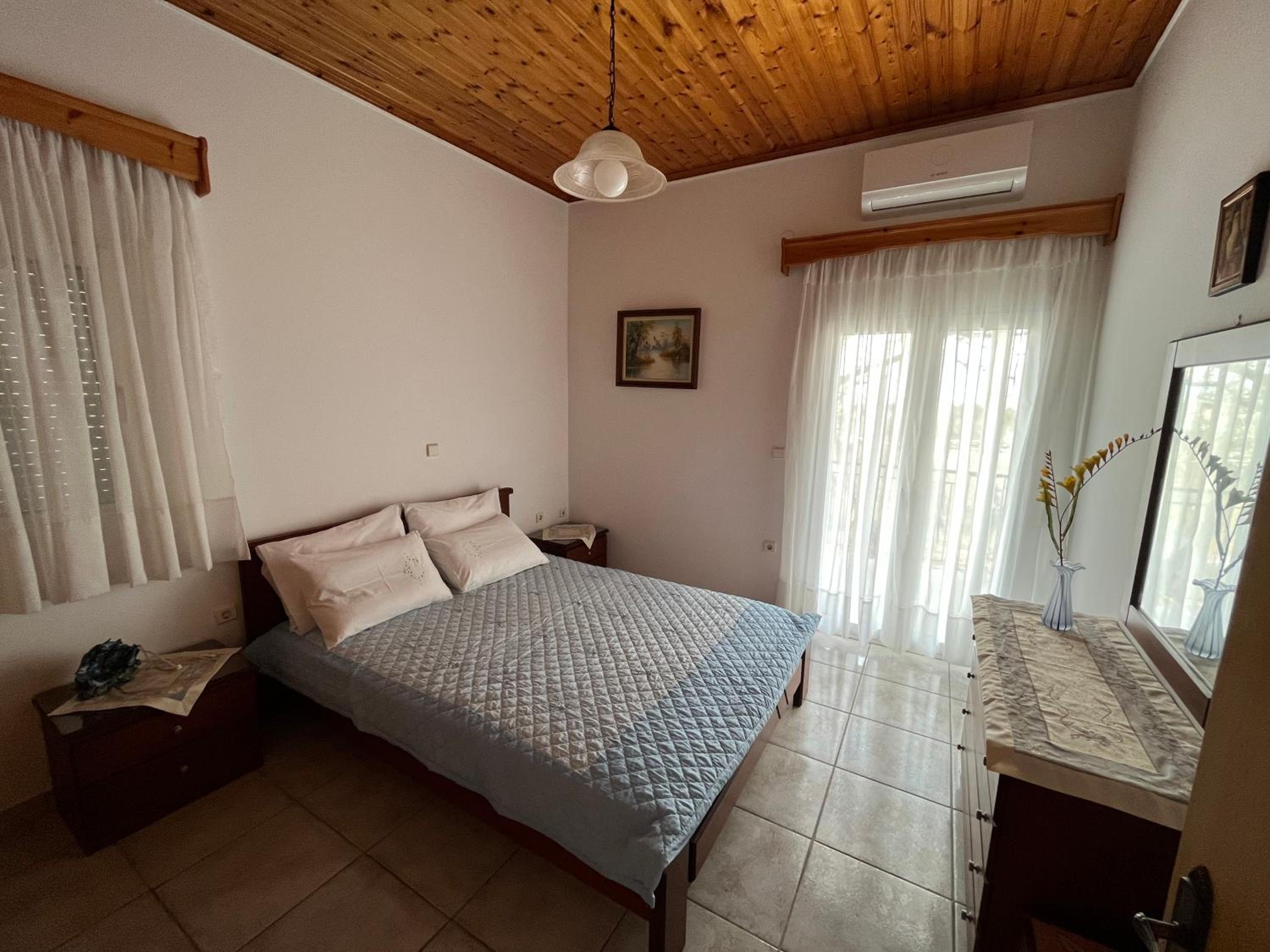 Villa Lazaros