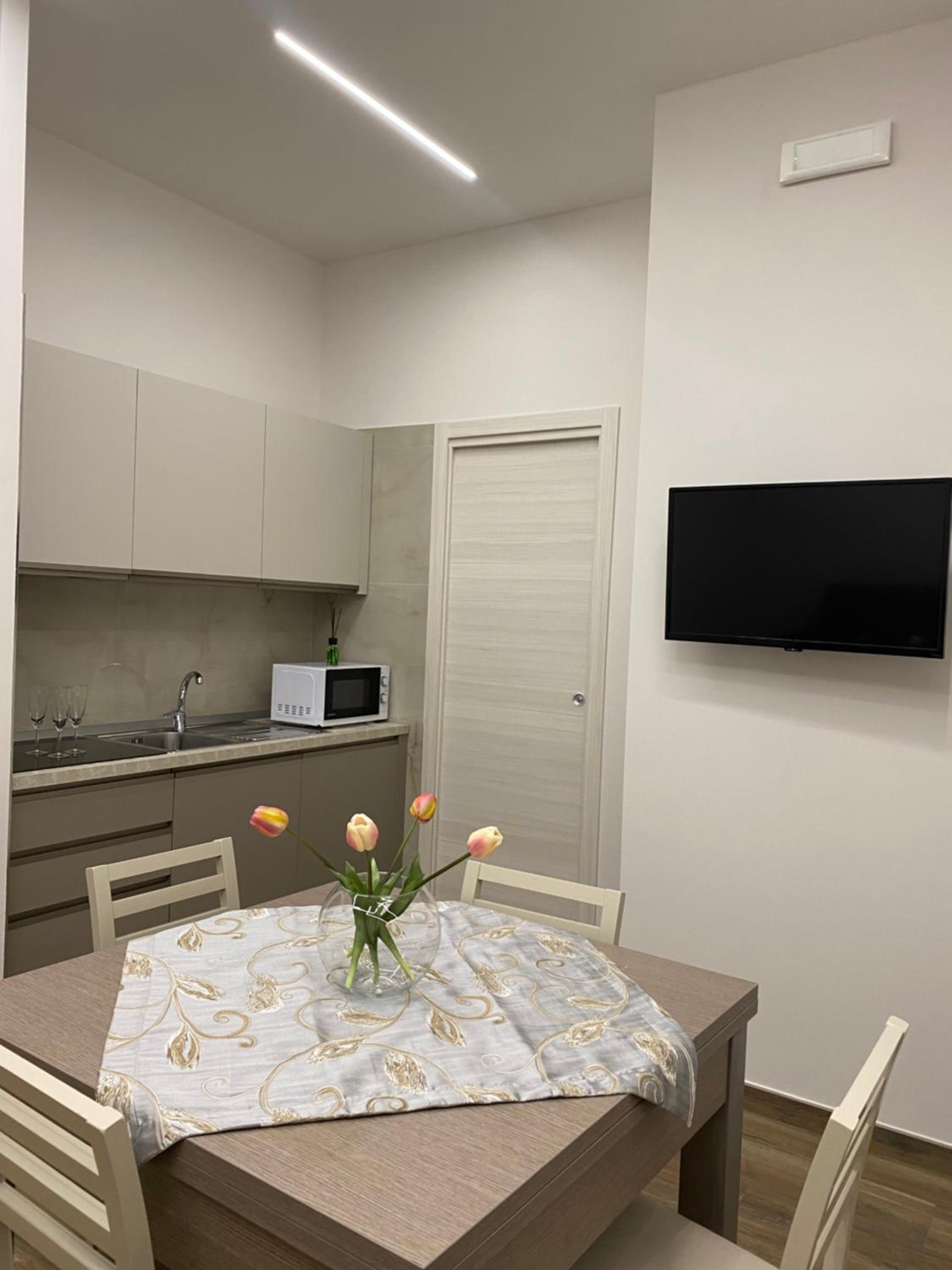 Villa Rose Apartments