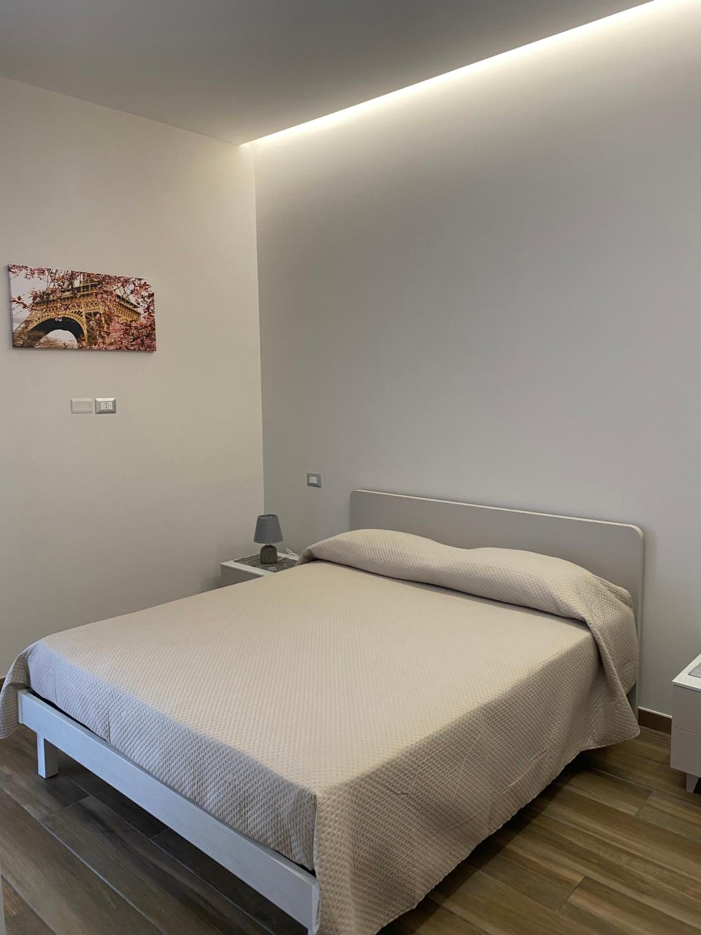 Villa Rose Apartments