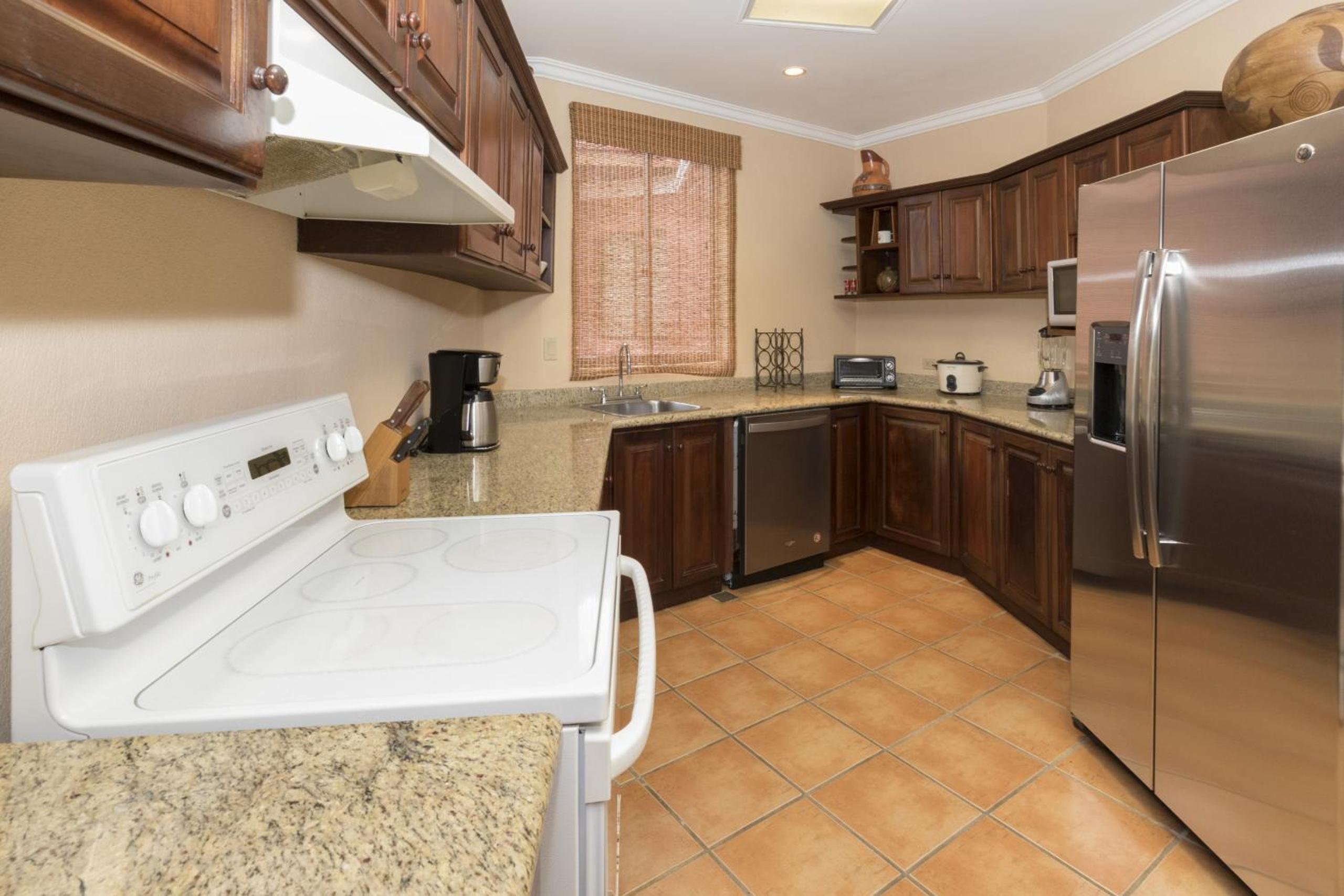 Luxury 3BR Condo with Partial Ocean View - Bougainvillea - Reserva Conchal