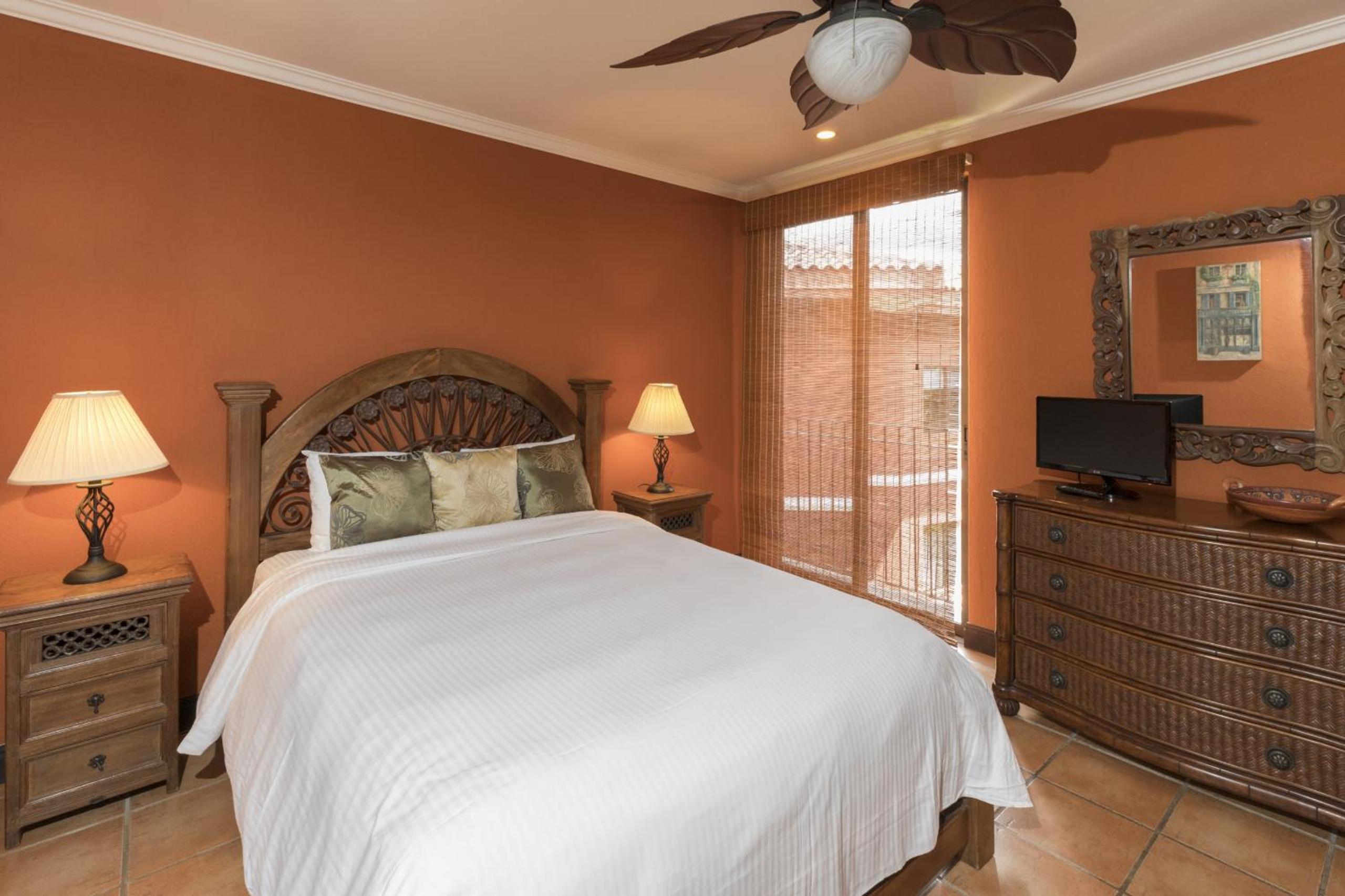 Luxury 3BR Condo with Partial Ocean View - Bougainvillea - Reserva Conchal