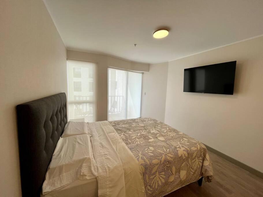 Apartment with incredible view, pool and gym view 3