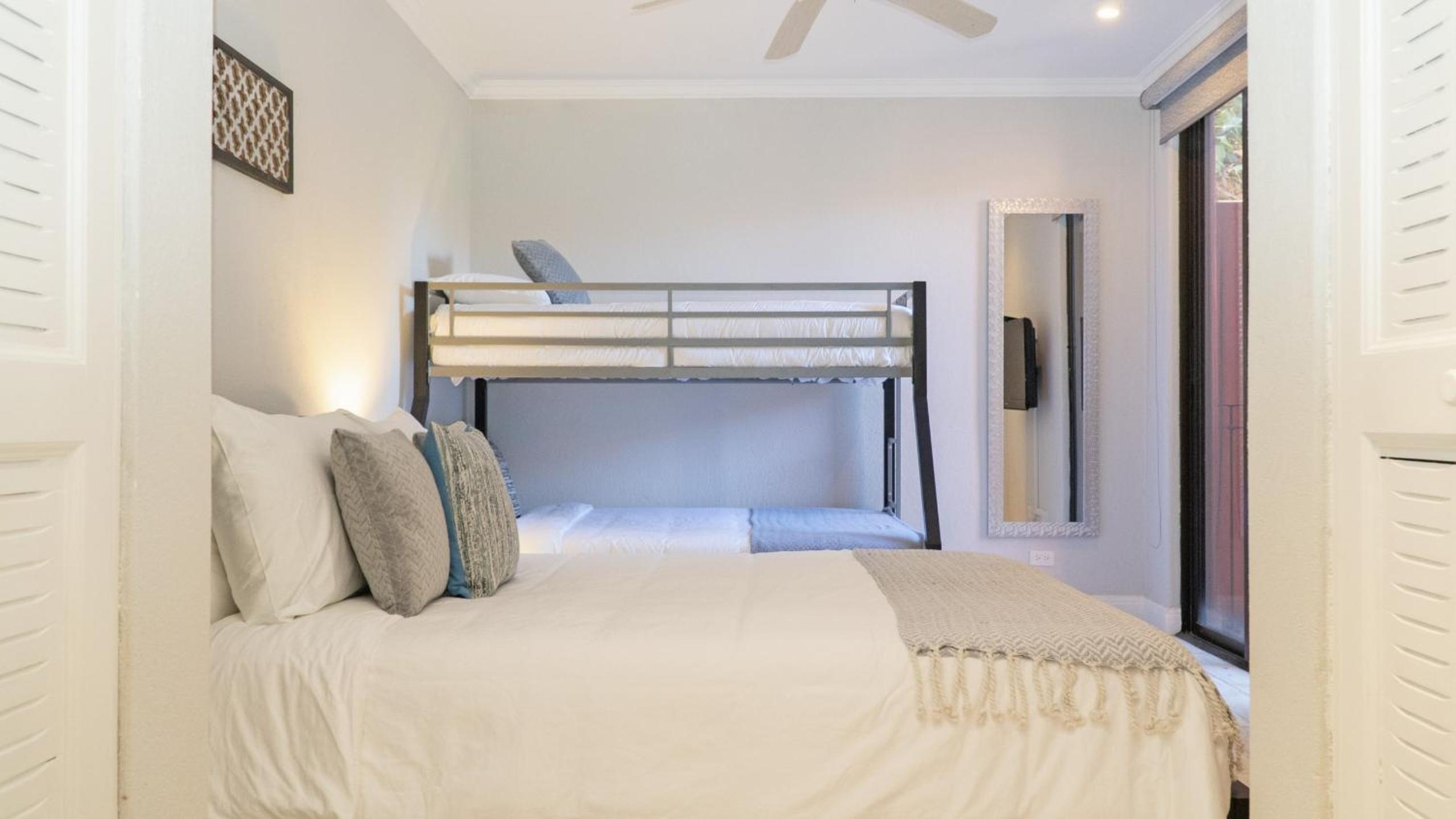 Bright 2BR Condo with Partial Ocean View - Bougainvillea - Reserva Conchal