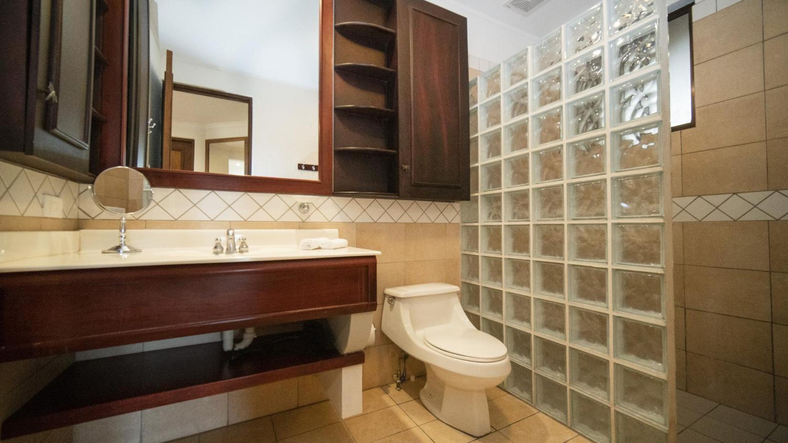 Spacious 4BR Condo with Partial Ocean View - Bougainvillea - Reserva Conchal
