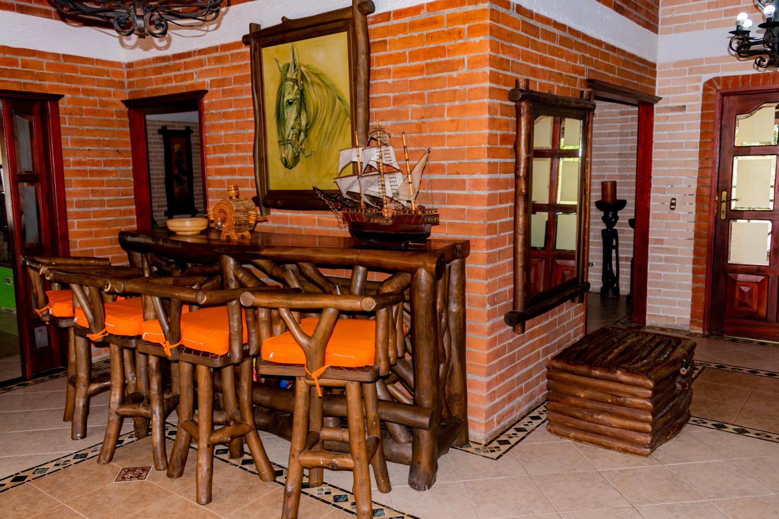 Chalet VillaMelania Brothers