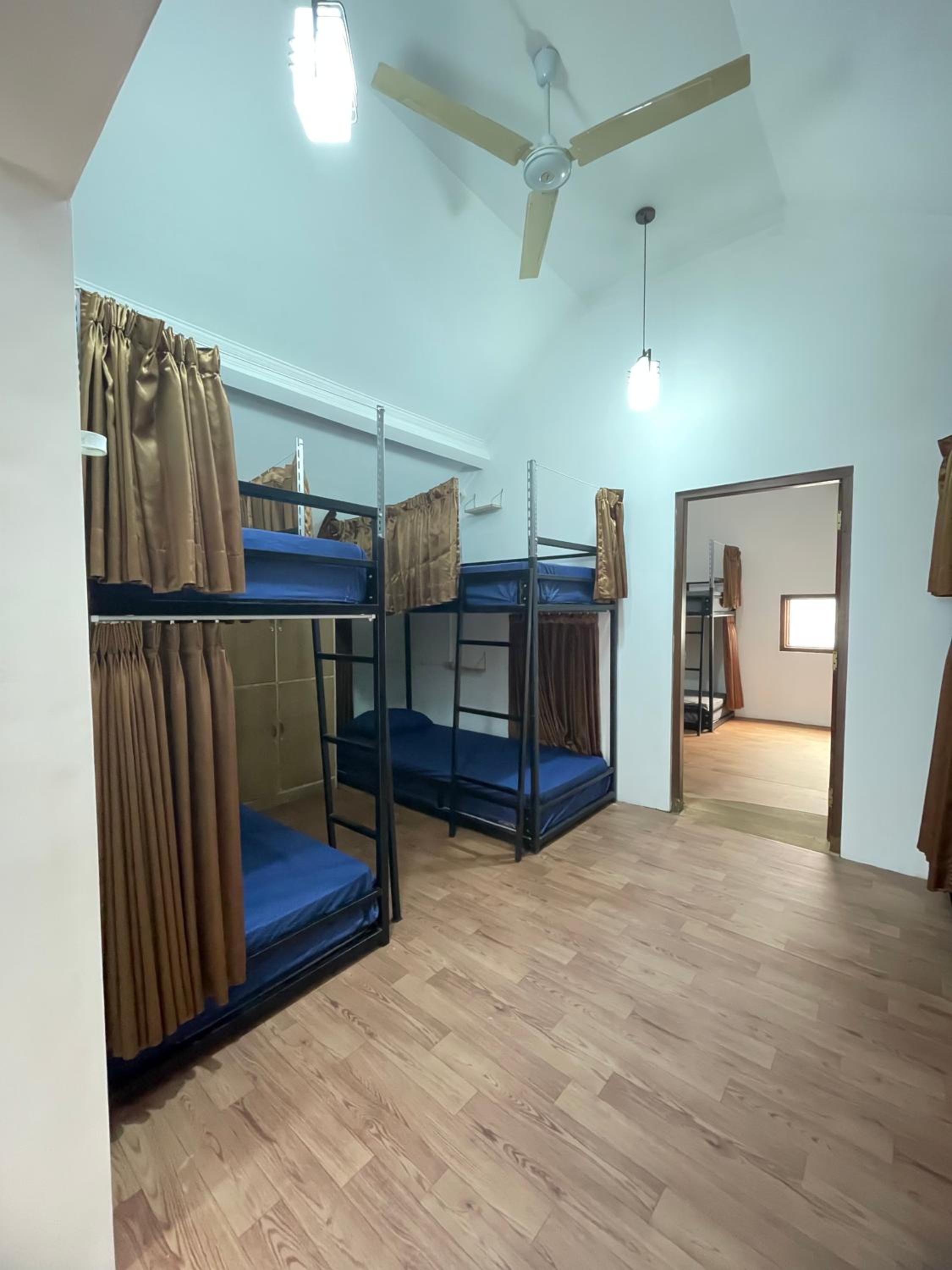 Photo 16