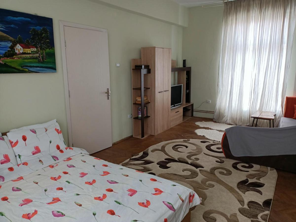 Lovely apartament in Bucharest, Baba Novac area view 2