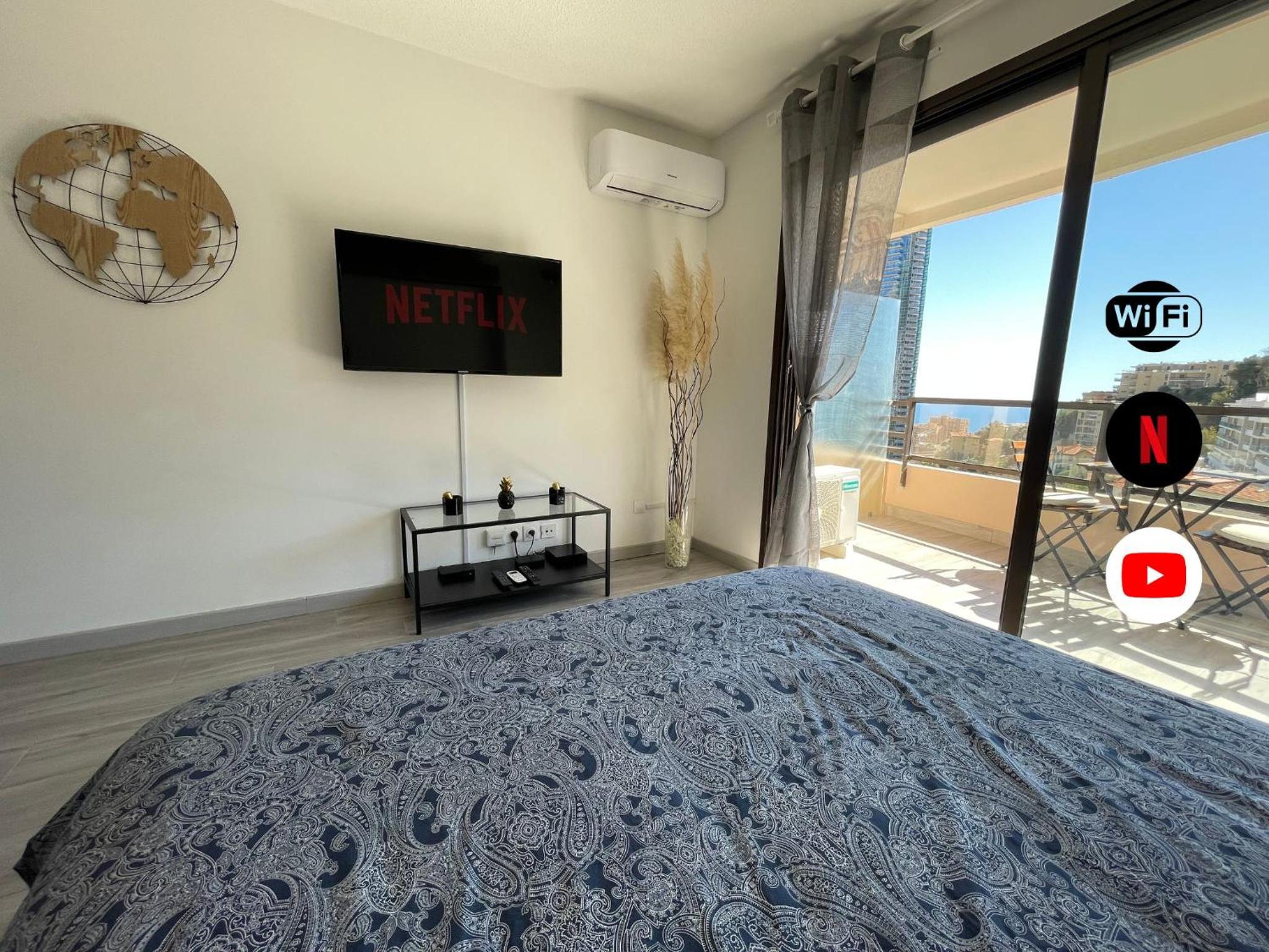 NEW Studio, Pool and Sea View • Close to Monaco view 2