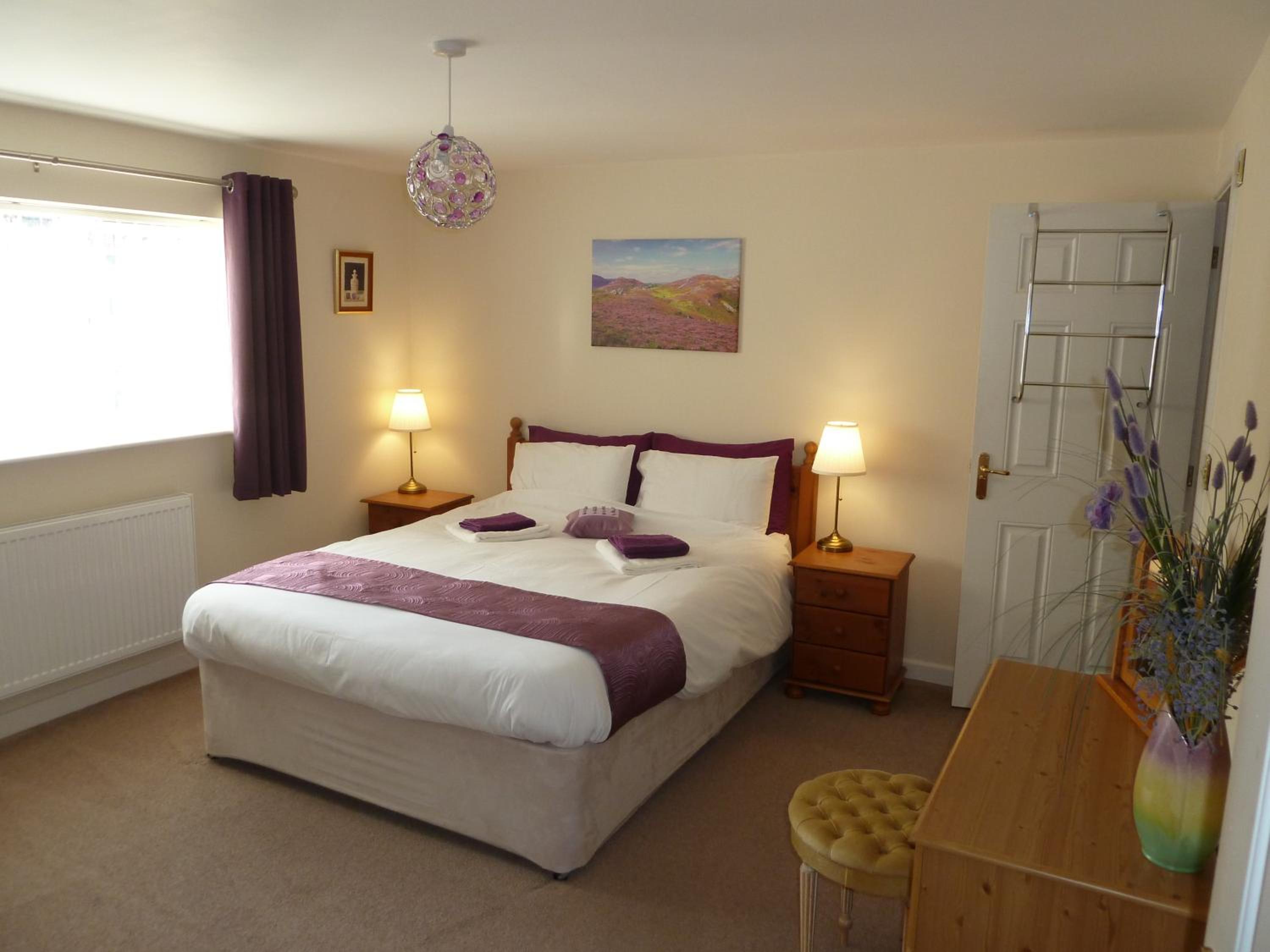 Hendre Wen luxury cottage in Betws y Coed view 5