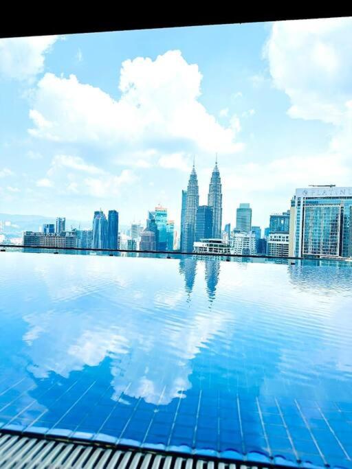 The Colony KLCC view by NZV