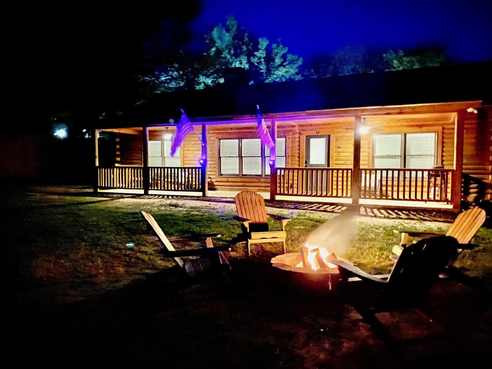 Cabin at Chitt's Creek view 2