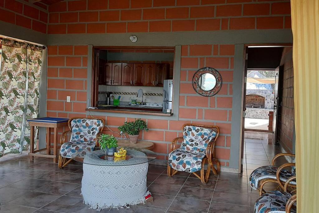 Casa de Campo vía El Peñol Guatapé