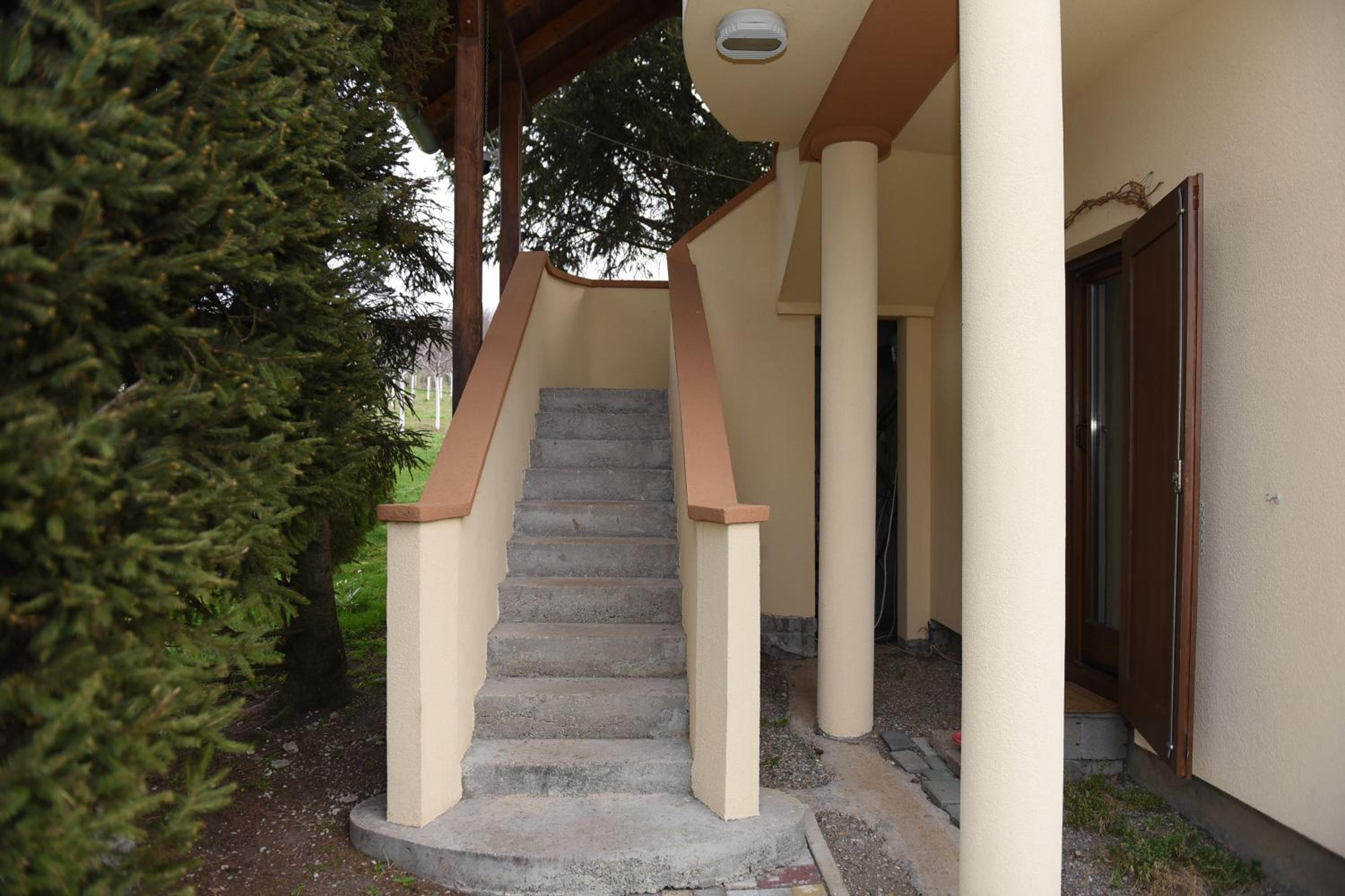 Photo 16