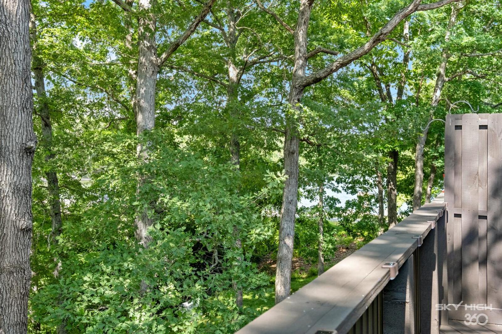 Alyce Retreat - Nature, Trails and Lake Escape view 5