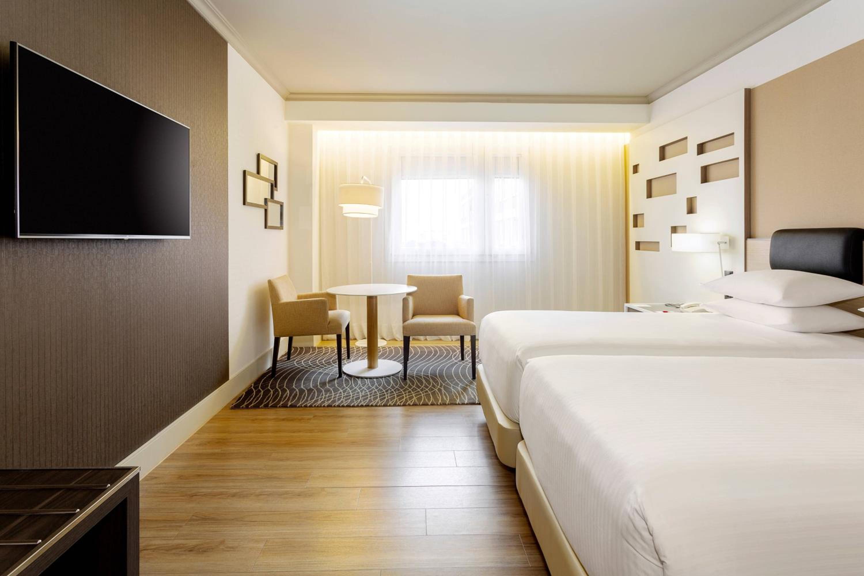 Madrid Marriott Auditorium Hotel & Conference Center-1