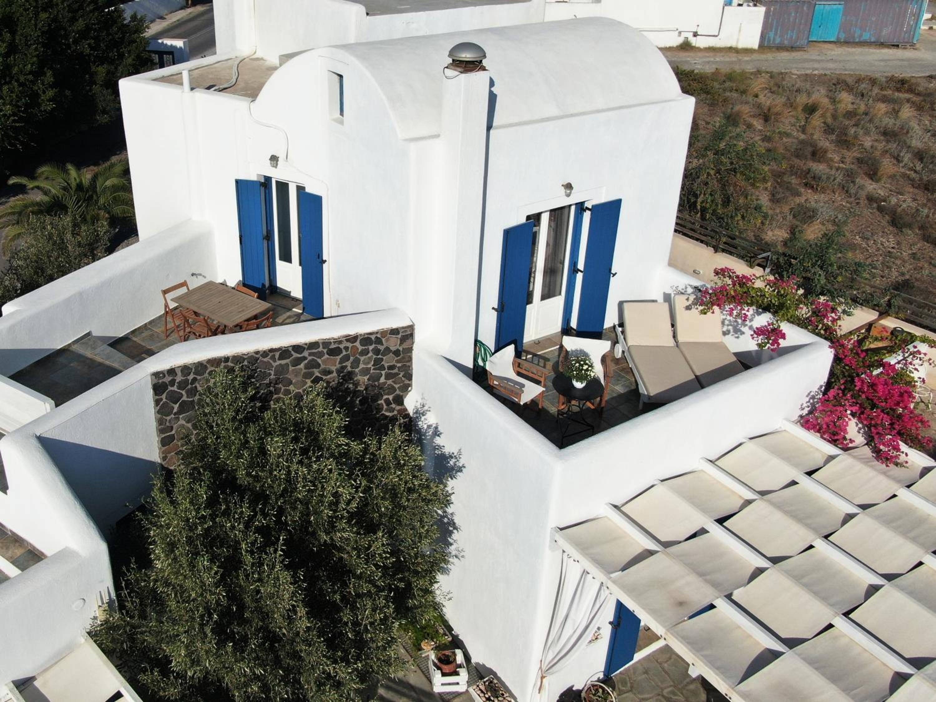 Arcana Santorini Villas, An Authentic Cycladic Experience view 3