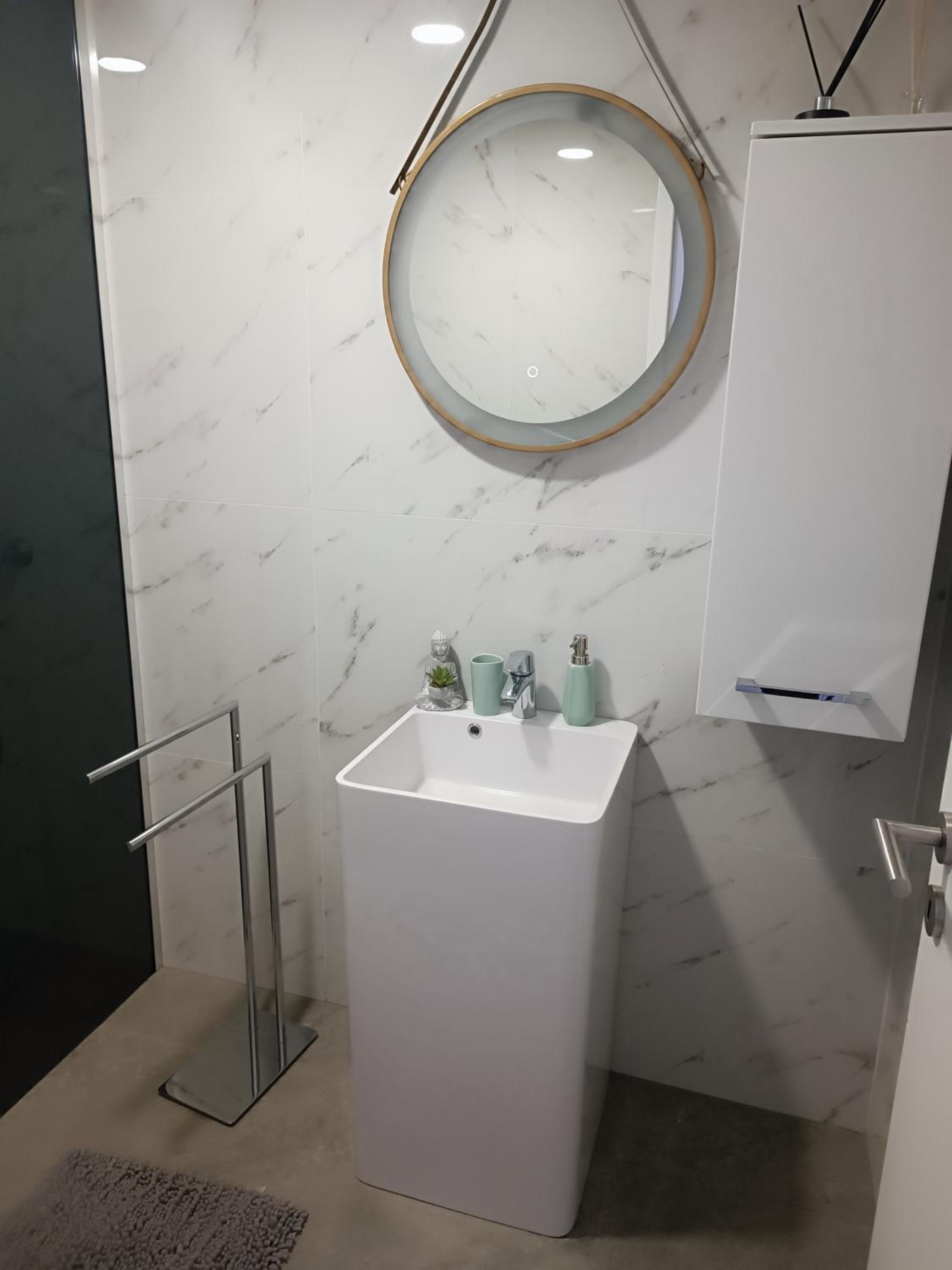 Luxury Family Apartment with Terrace FRIGO view 5