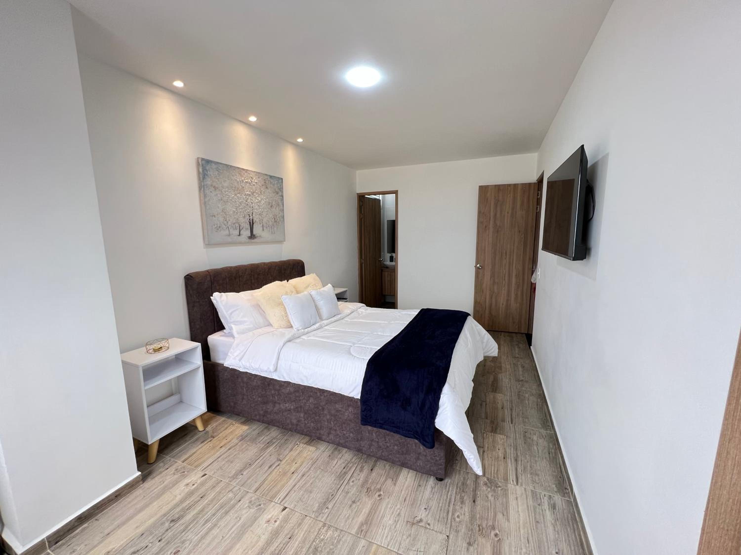 601S Penthouse moderno con Parqueo Incluido