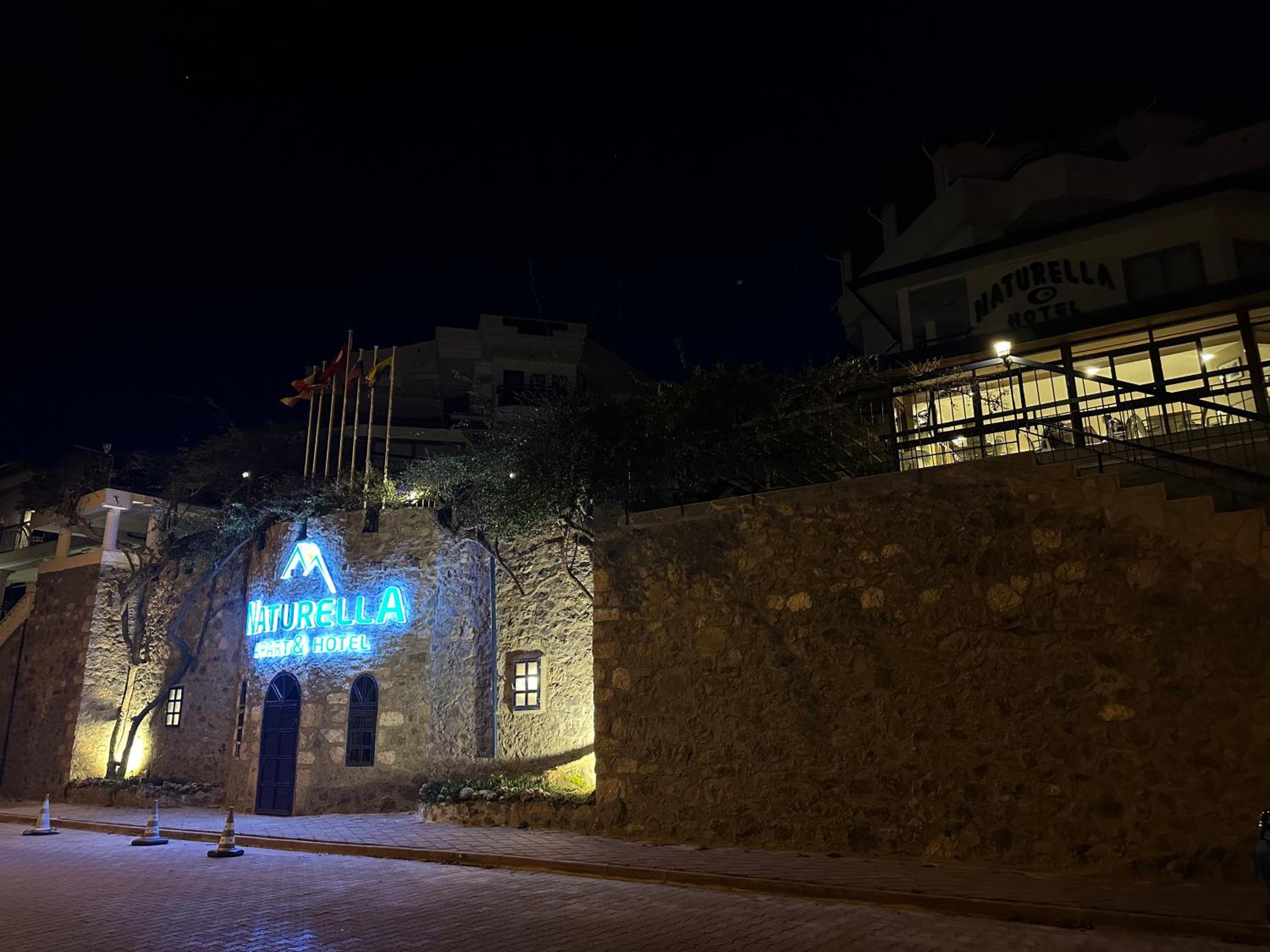 NATURELLA APART HOTEL - Image 72