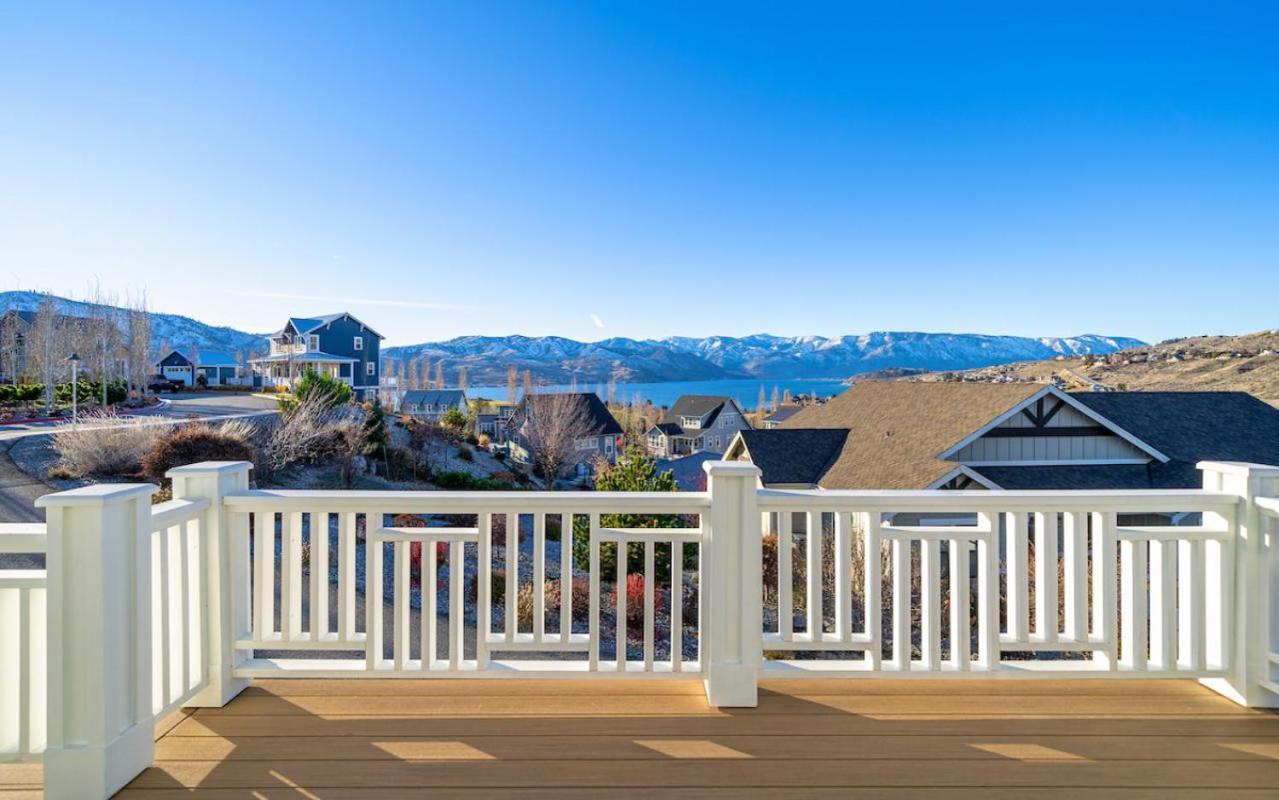 LakeView Landing #16 with Carriage House view 2