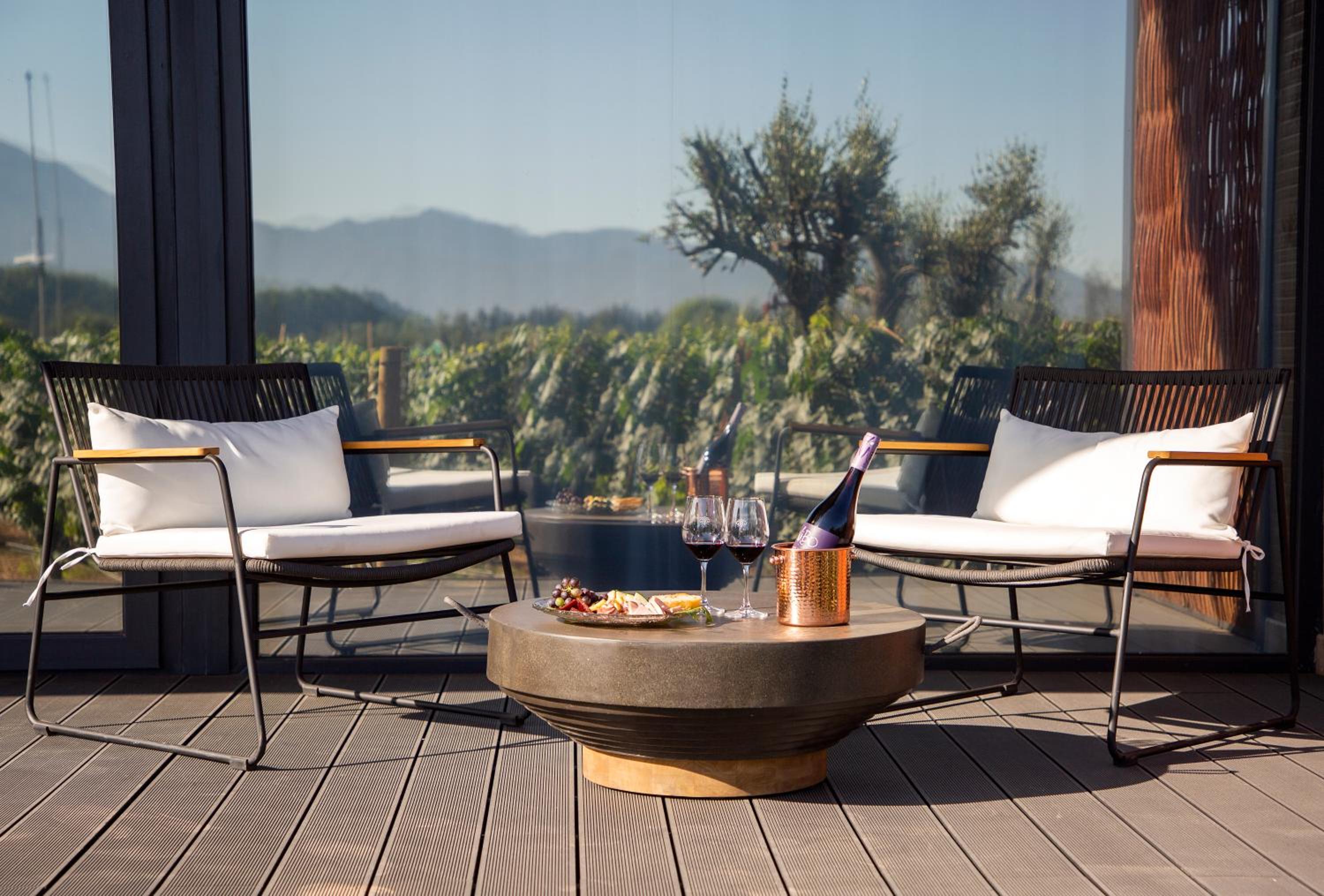 Vibo Wine Lodge At Viu Manent
