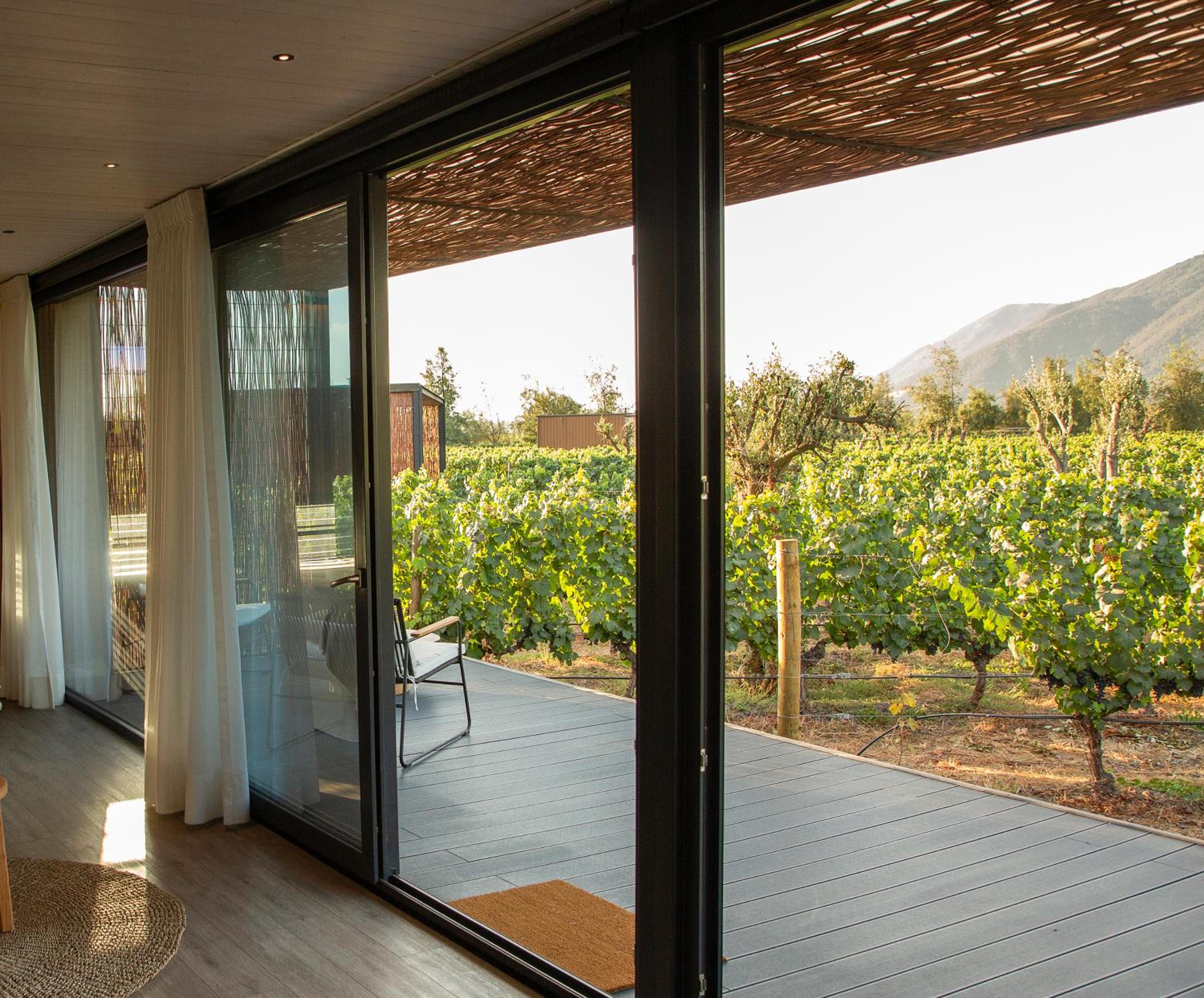 Vibo Wine Lodge At Viu Manent