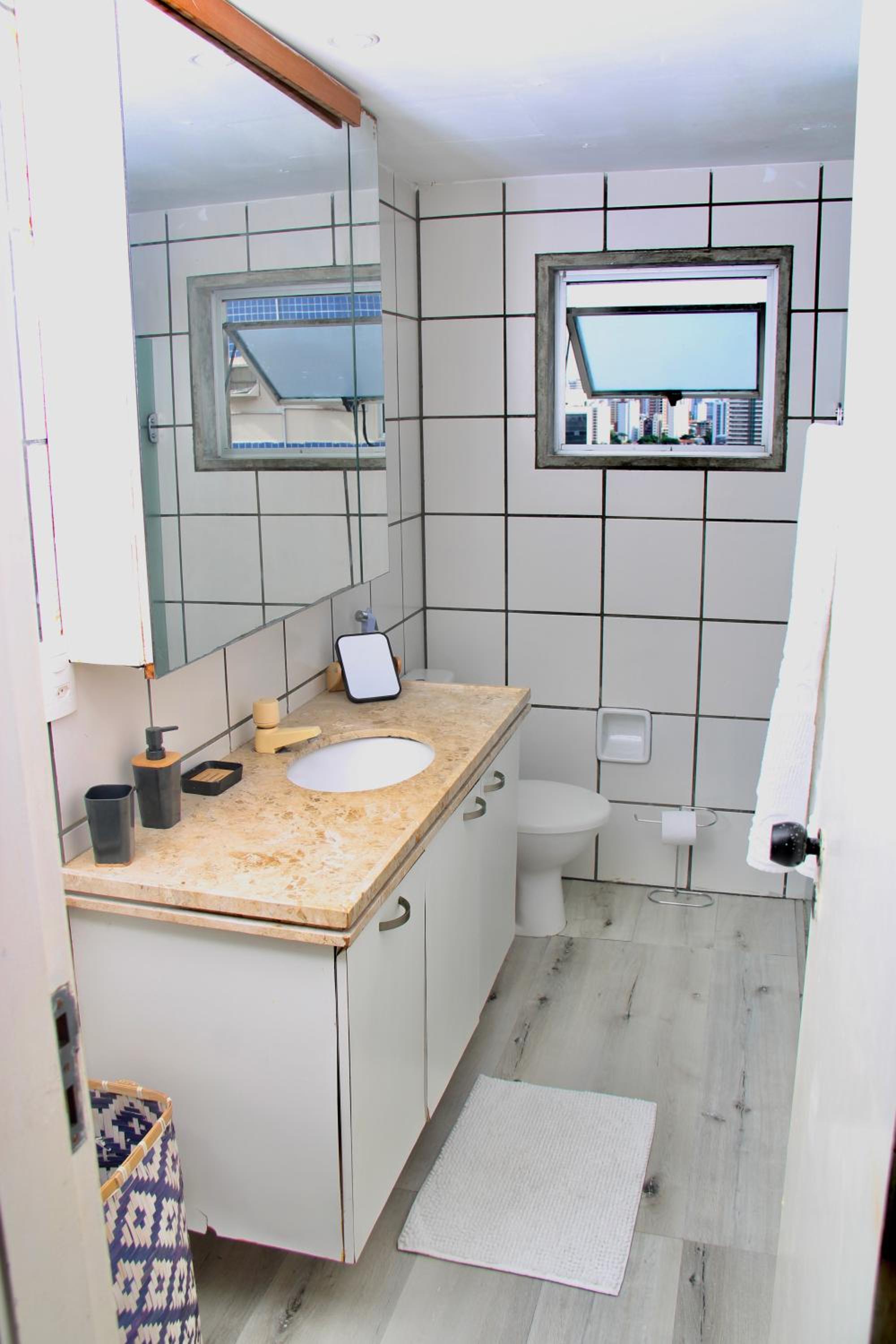 Apartamento Praia de Iracema com vista mar