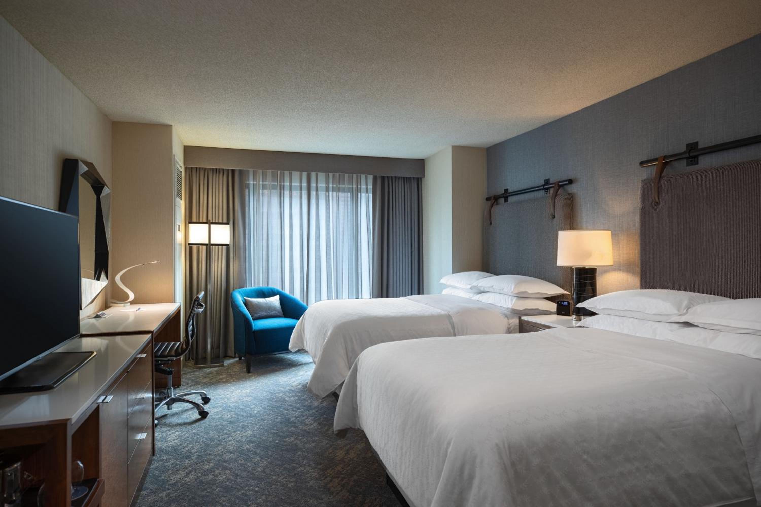 Chicago Vacations - Sheraton Grand Chicago Riverwalk - Property Image 16