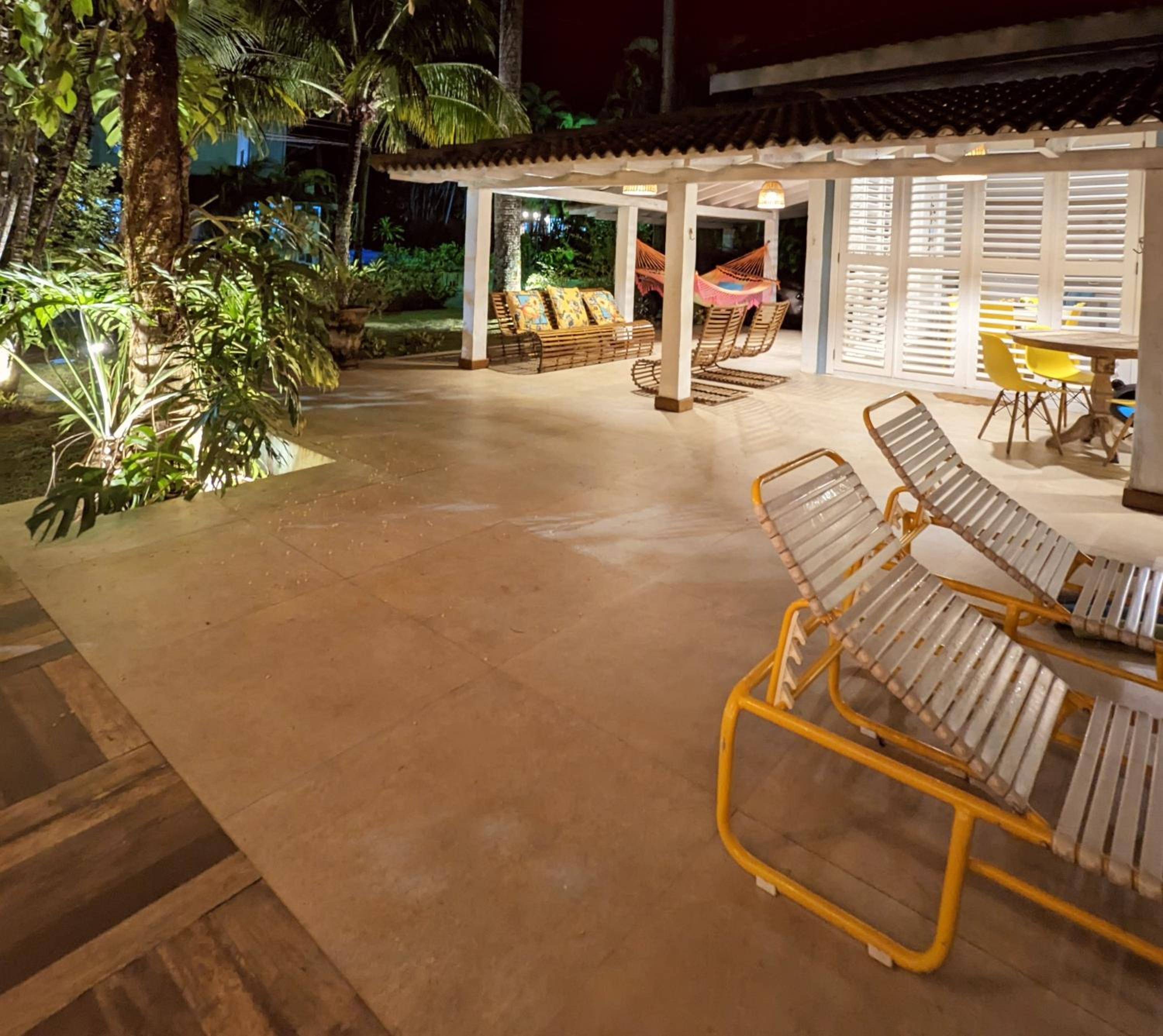 Linda Casa Praia de Pauba em condominio