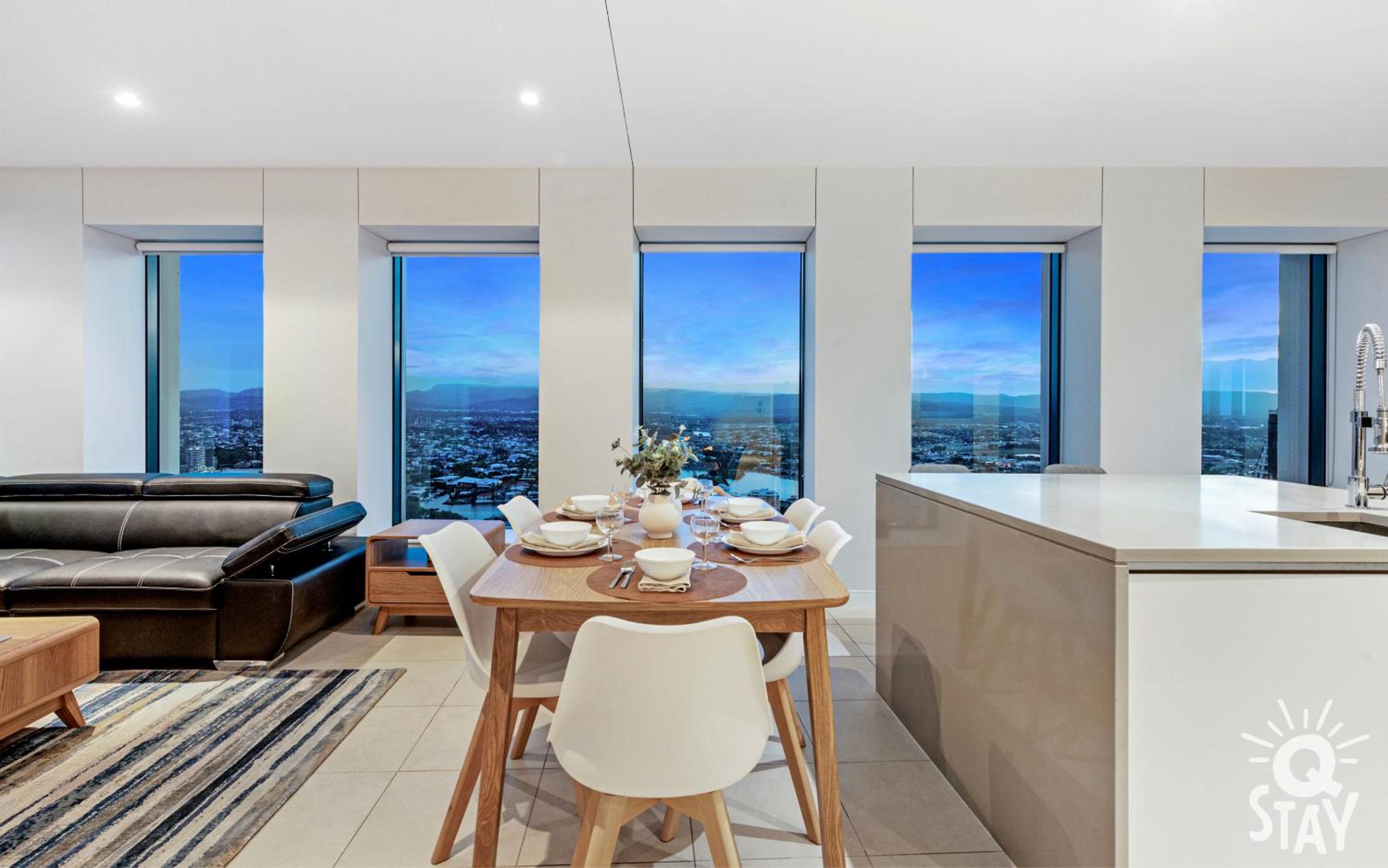 2 & 3 Bedroom OCEAN VIEW Apartments at Soul Surfers Paradise - Q Stay