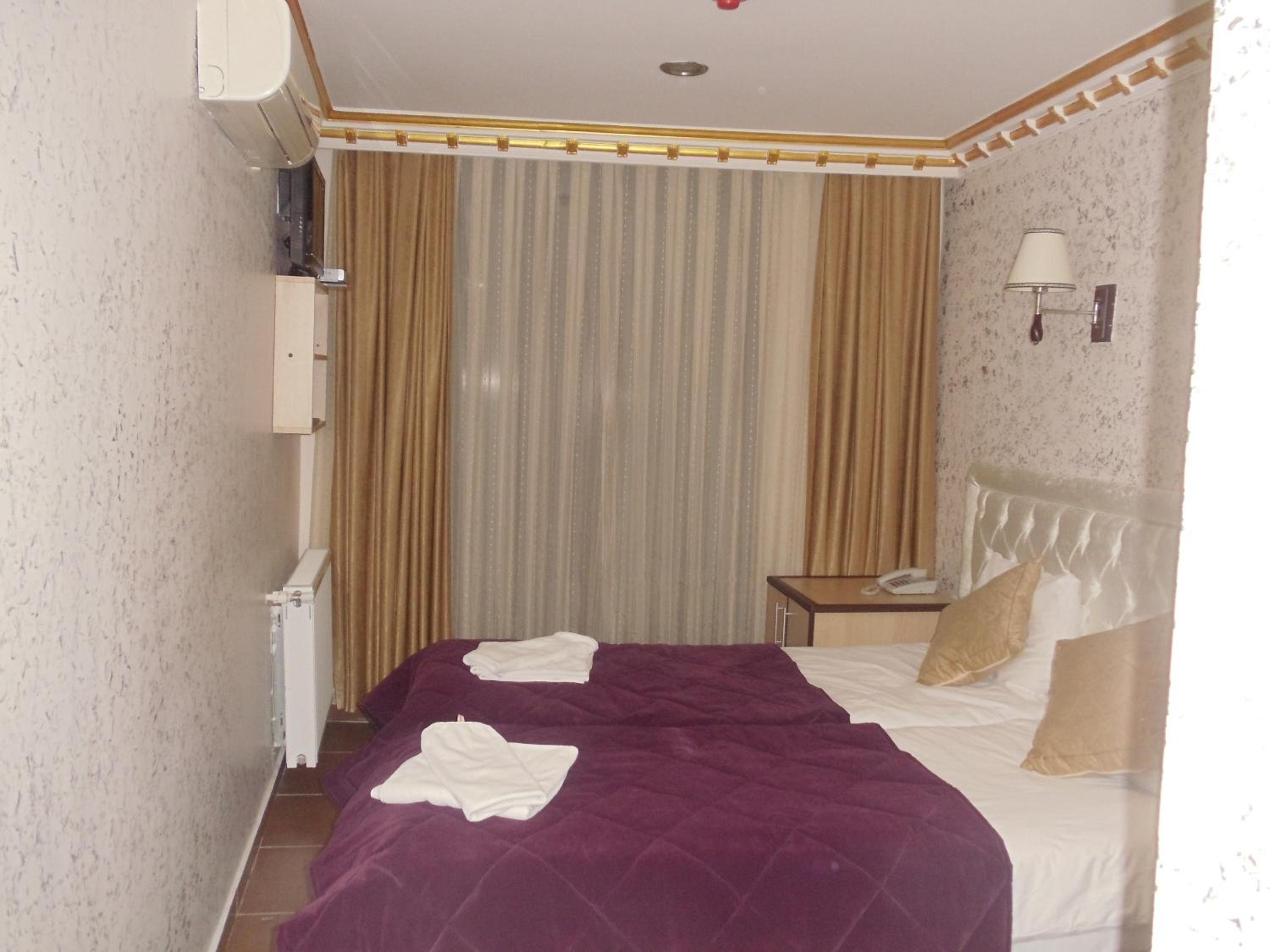 Ares Hotel - Image 31