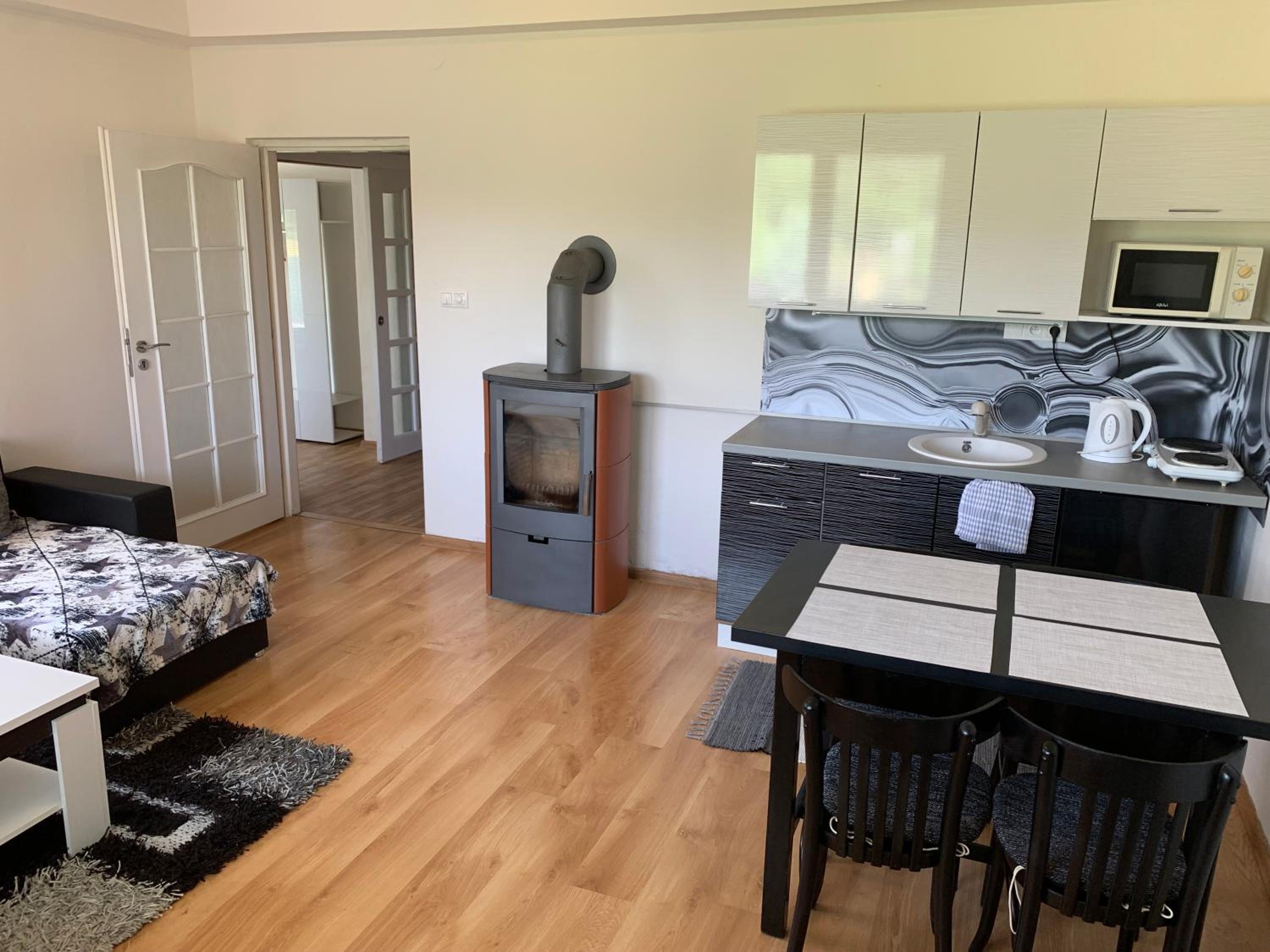 Feel Good Apartment