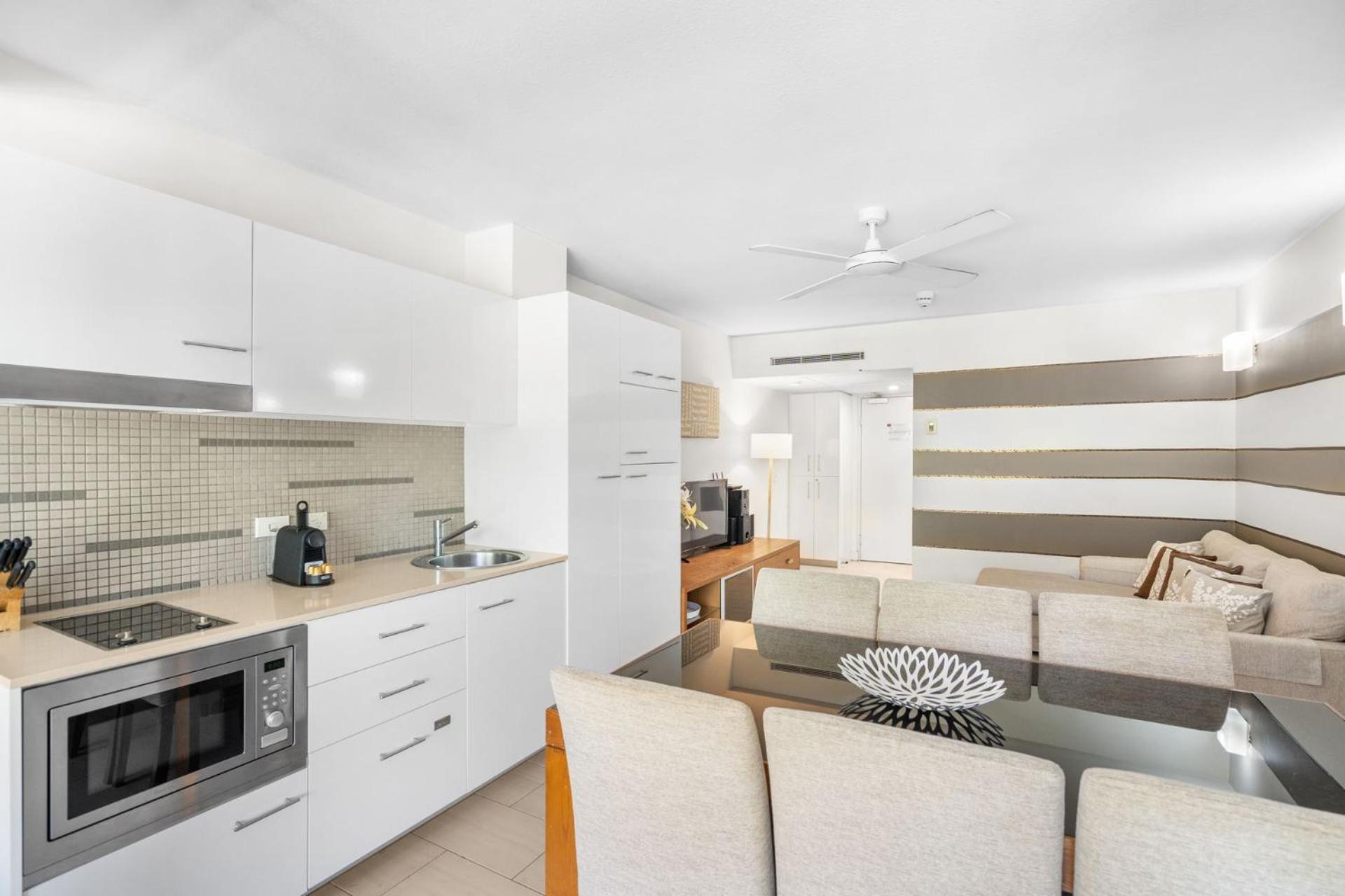 Belle Escapes Drift Beachfront Resort Suite 2206
