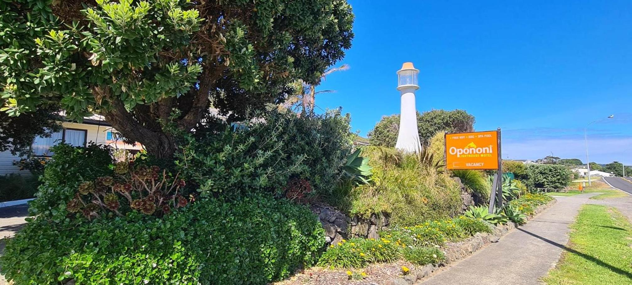 Opononi Lighthouse Motel